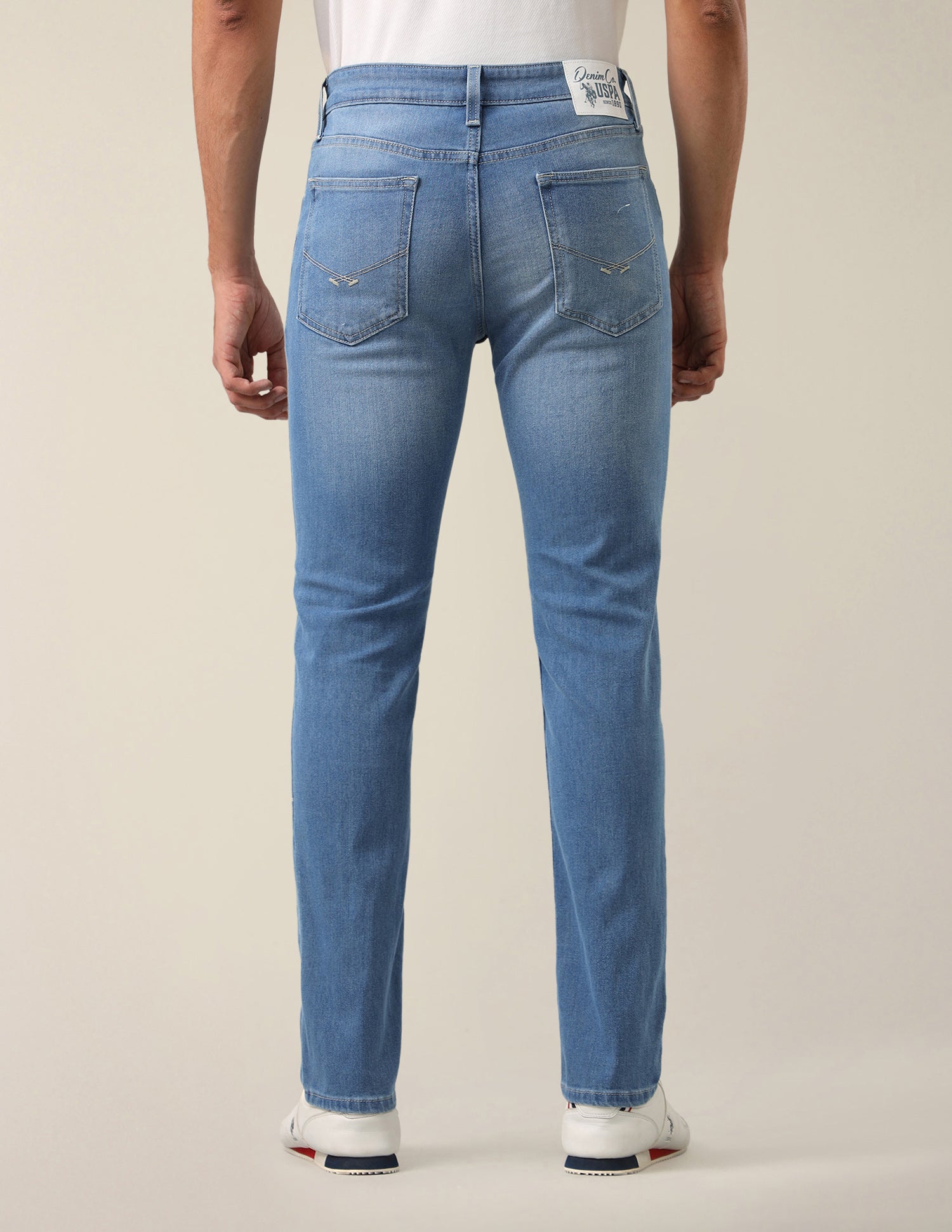Brandon Slim-Tapered Fit Blue Jeans Light Indigo - U.S. Polo Assn. India | Large