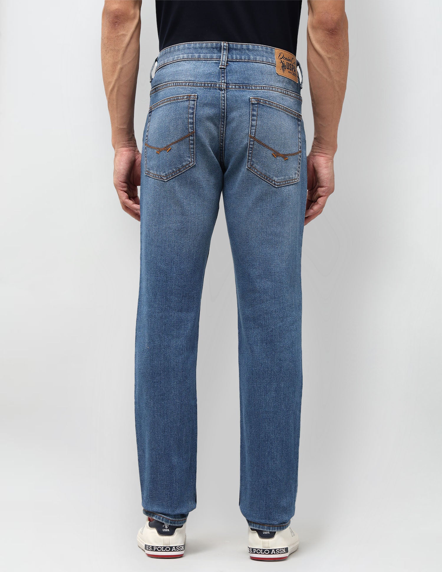 Brandon Slim Tapered Fit Blue Jeans Medium Indigo - U.S. POLO ASSN. | Large