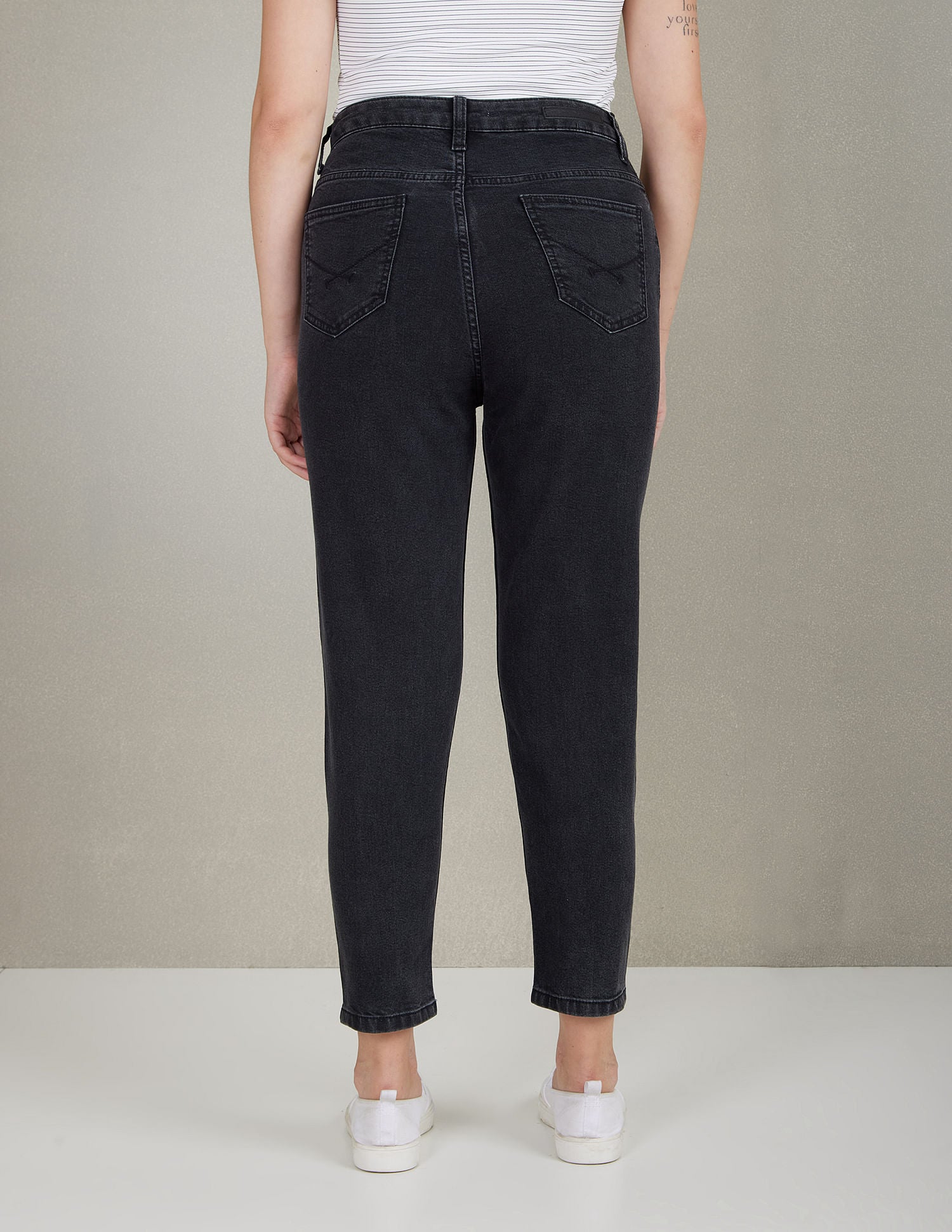 High Rise Mom Fit Jeans Black - U.S. POLO ASSN. | Large