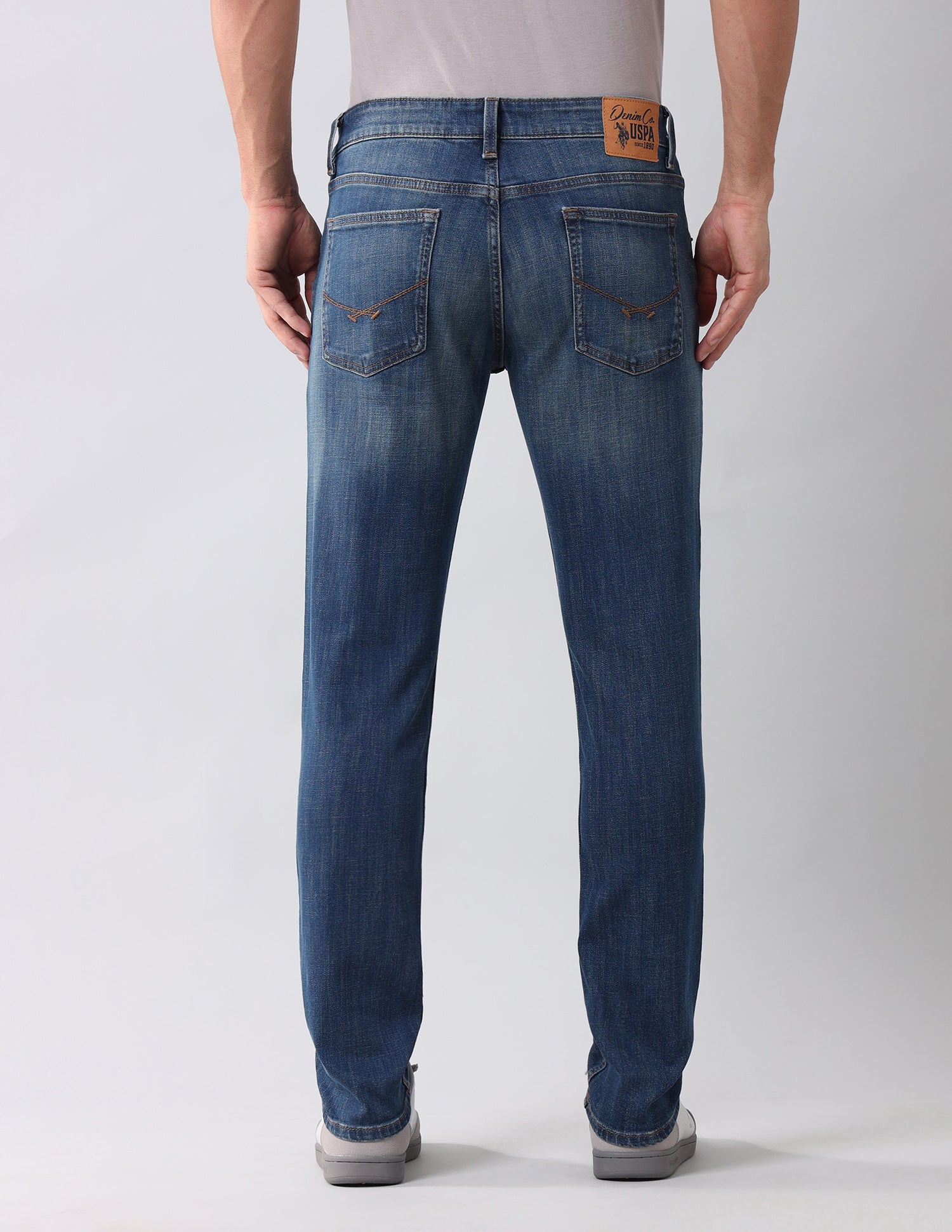 Brandon Slim Tapered Blue Jeans Mid Wash - U.S. Polo Assn. India | Large