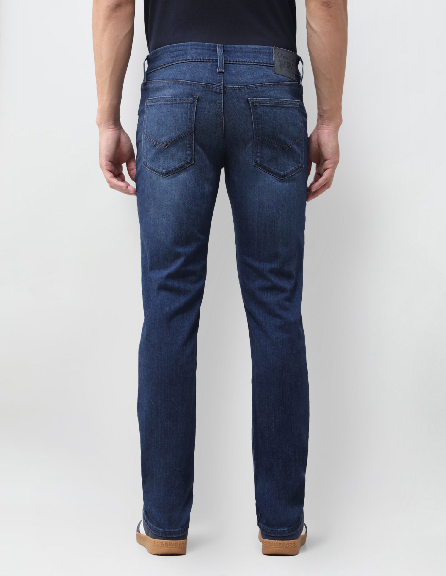 Brandon Slim Tapered Fit Blue Jeans Blue - U.S. Polo Assn. India | Large