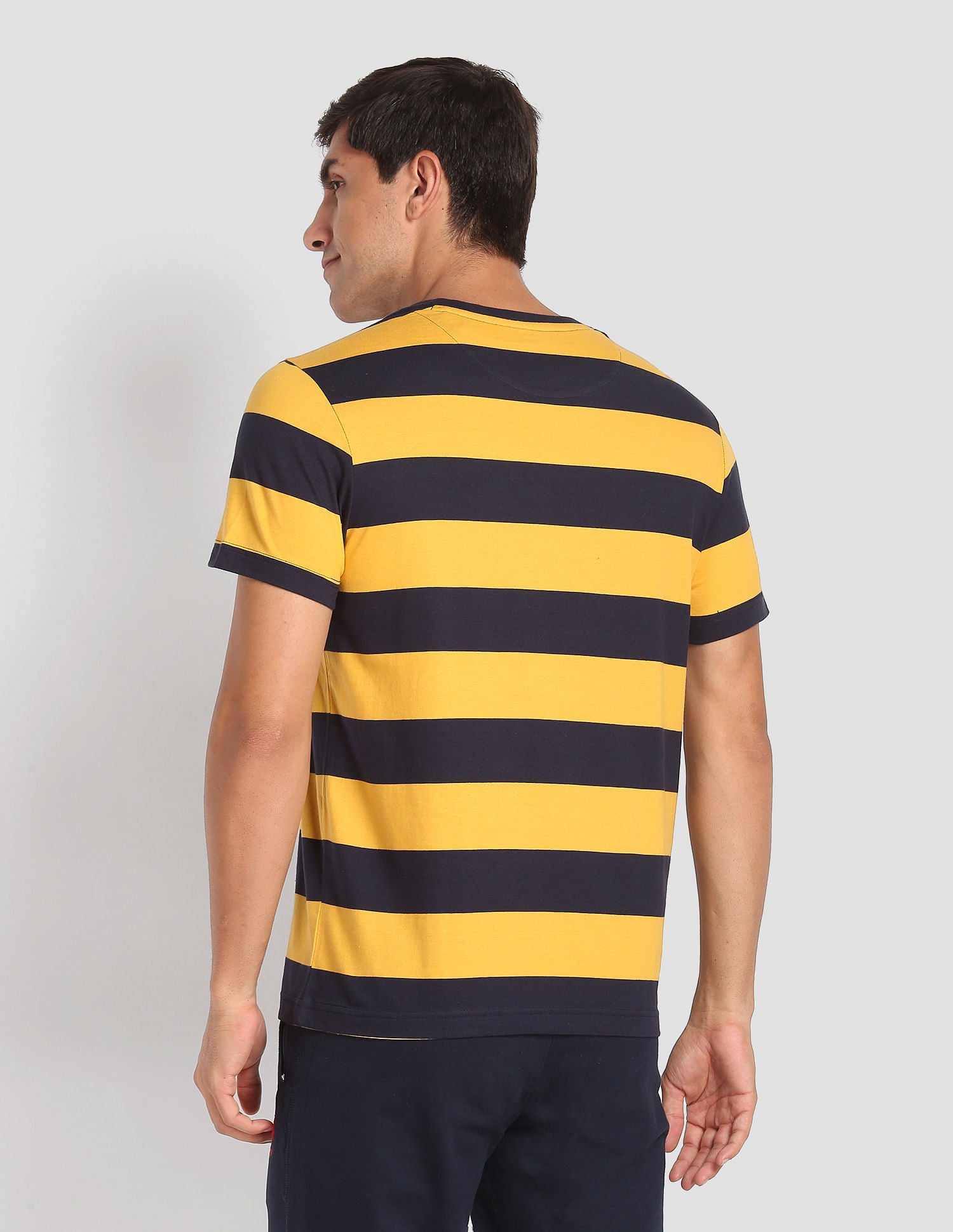 Crew Neck Striped I688 Lounge T-Shirt - Pack Of 1 Yellow and Navy - U.S. POLO ASSN. | Large