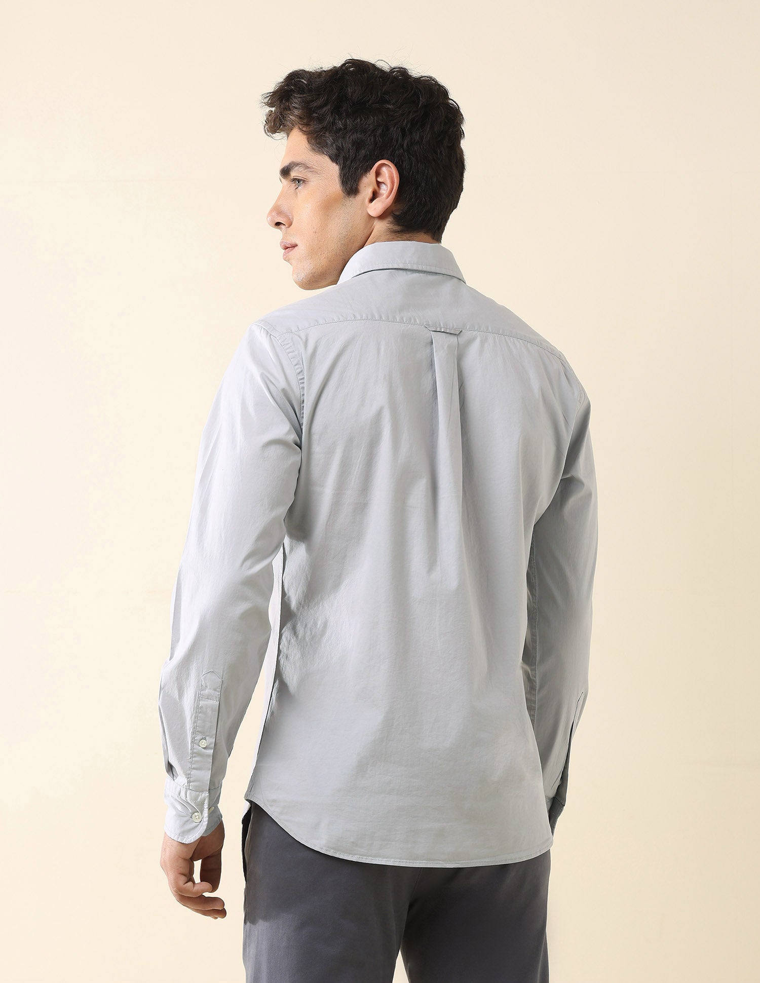 Solid Tailored Fit Regular Shirt Light Grey - U.S. Polo Assn. India | Large