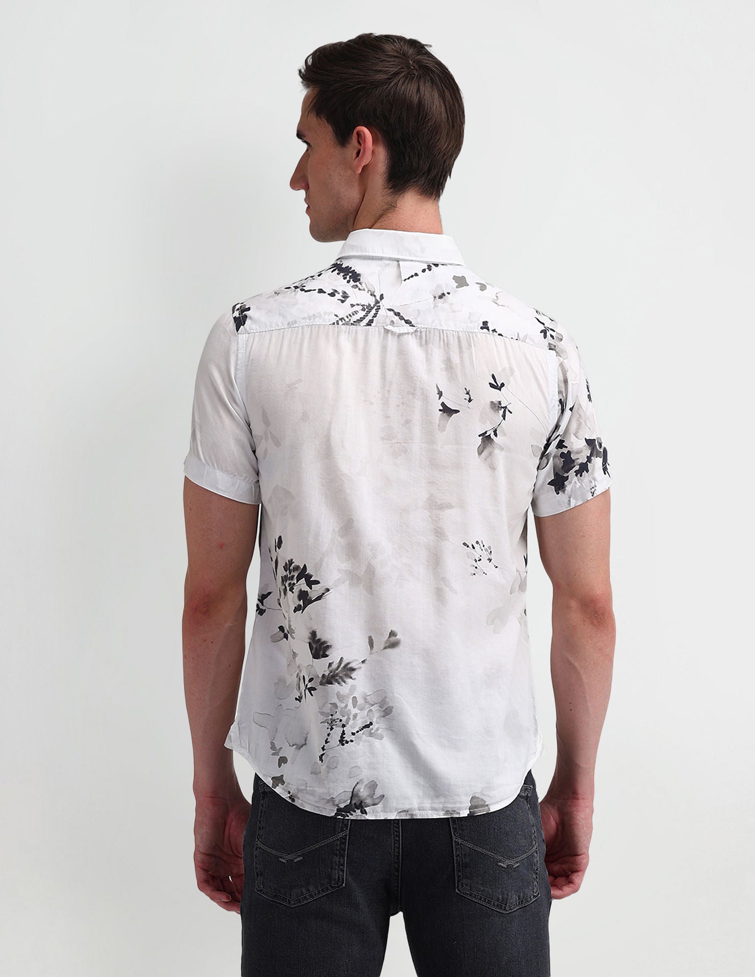 Slim Fit Abstract Shirt Light-Grey - U.S. Polo Assn. India | Large