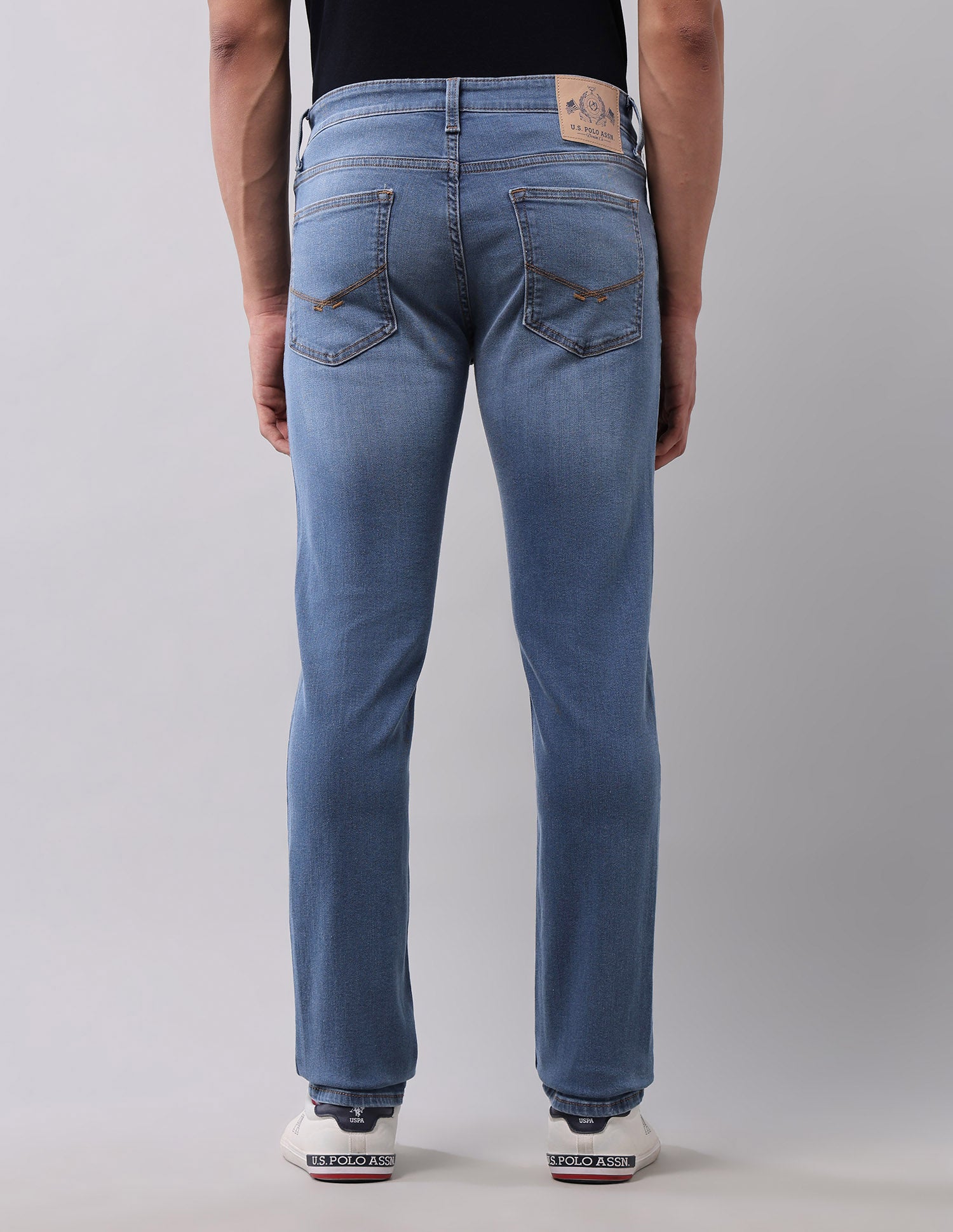 Brandon Slim Tapered Fit Blue Jeans Light Blue - U.S. POLO ASSN. | Large