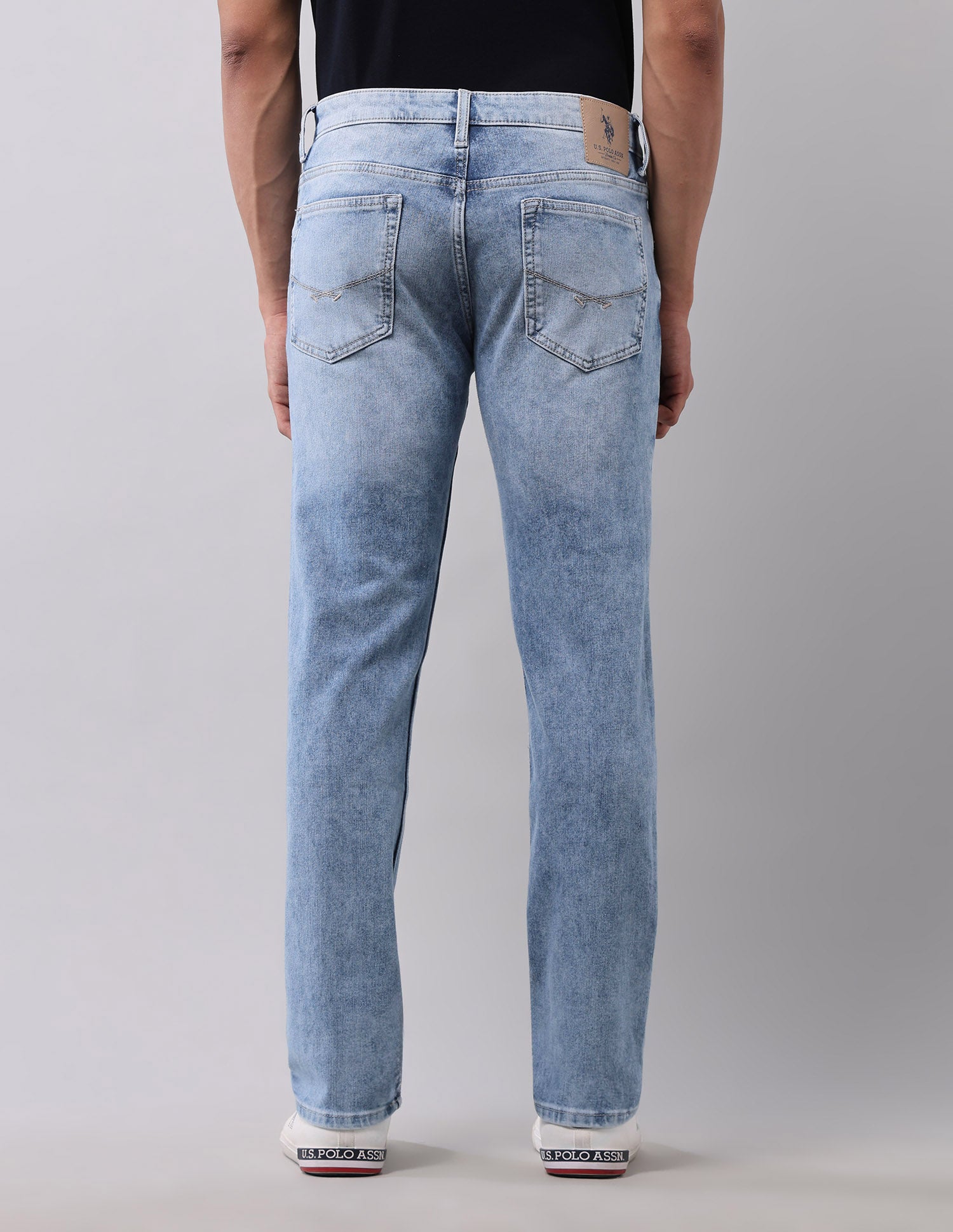 Brandon Slim Tapered Fit Blue Jeans Blue - U.S. Polo Assn. India | Large