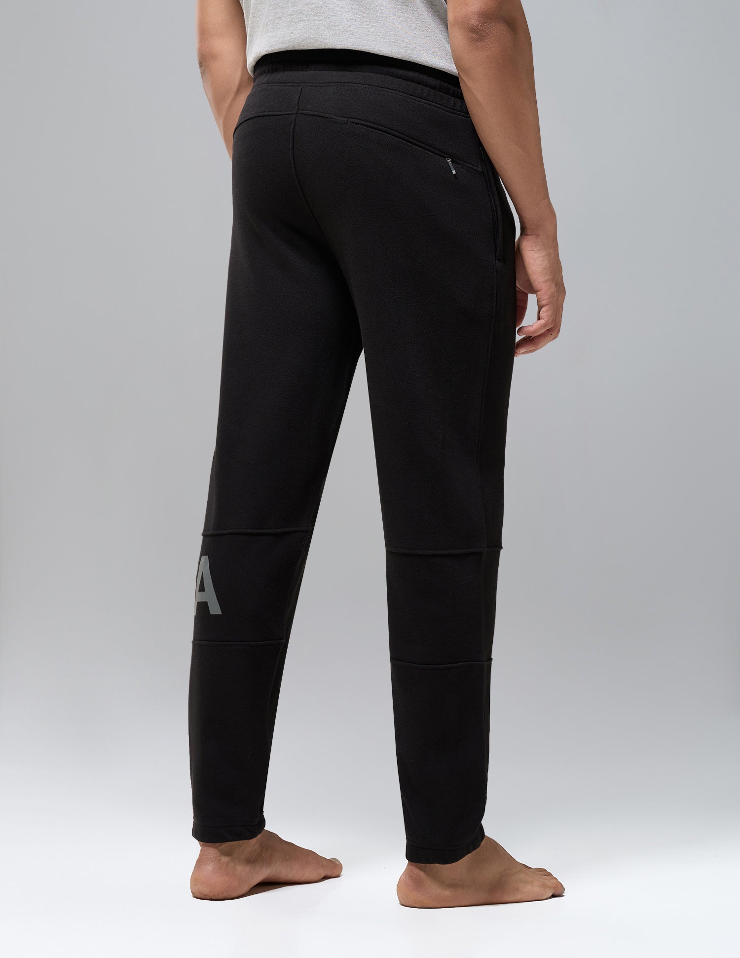 Cotton Rich Loopknit OJ012 Joggers Black - U.S. Polo Assn. India | Large