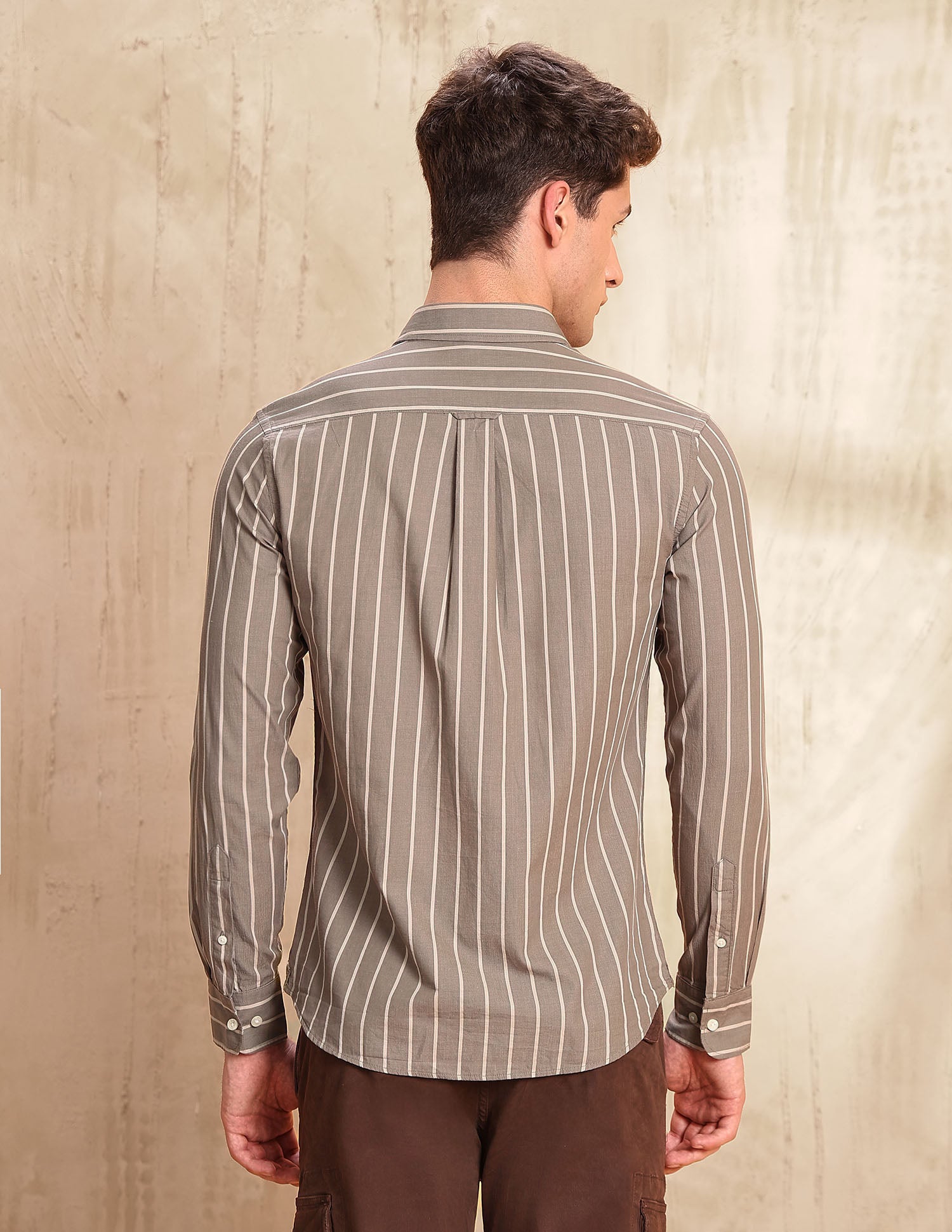 Dobby Tailored Fit Shirt Brown - U.S. POLO ASSN. | Large