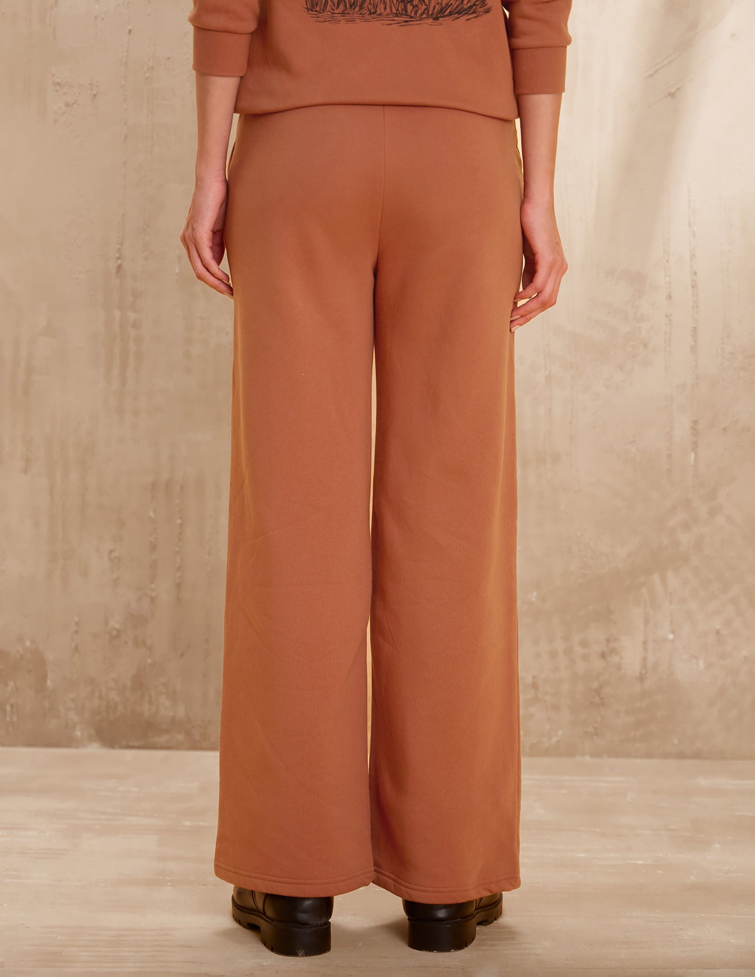 Solid Wide Leg Fit Trousers Brown - U.S. Polo Assn. India | Large