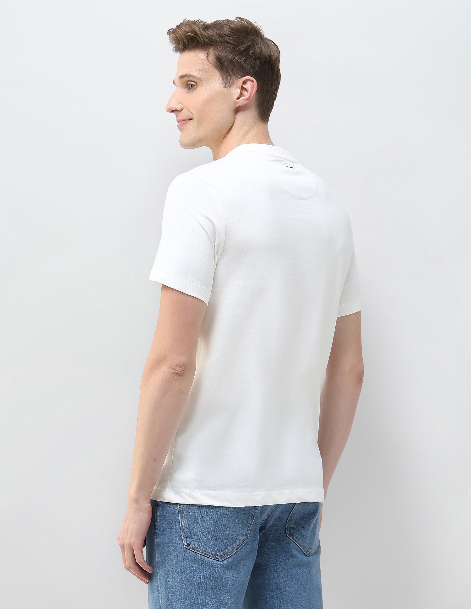 Graphic Brand Embroidered Motel On The Coast T-Shirt Ivory - U.S. Polo Assn. India | Large