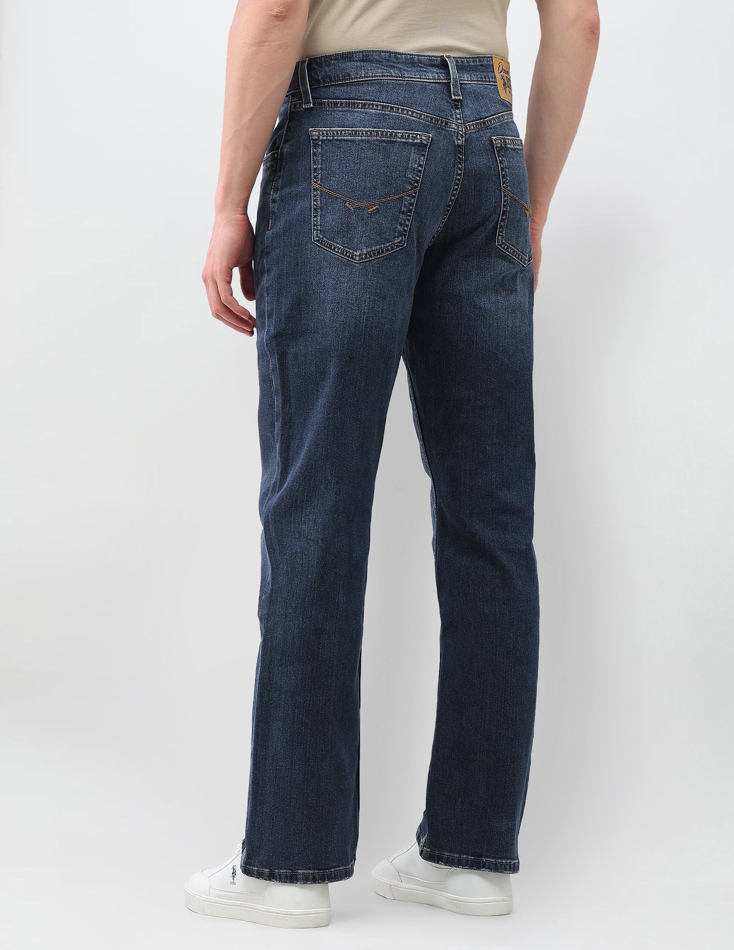Connor Bootcut Fit Blue Jeans Tinted Wash - U.S. Polo Assn. India | Large