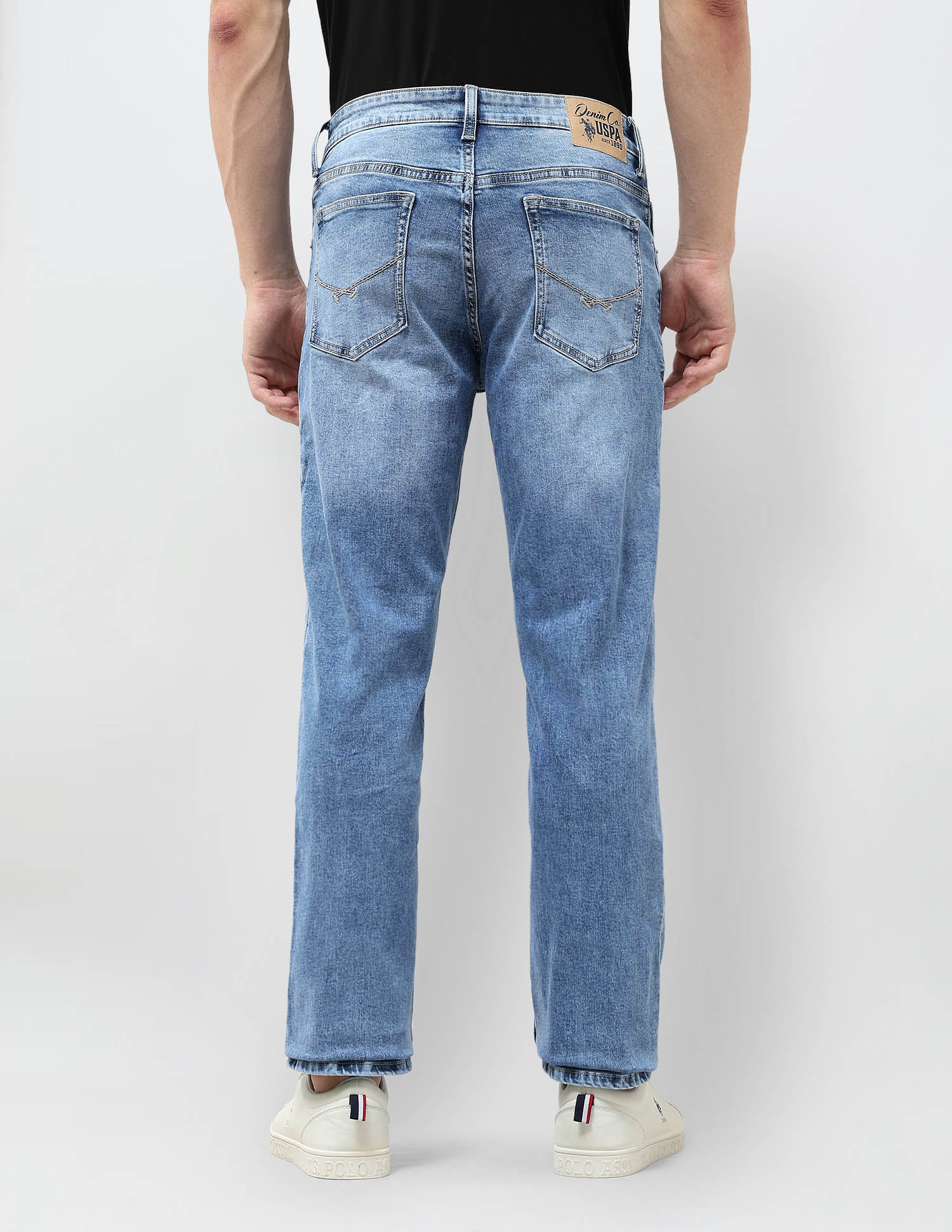 Shawn Relaxed Fit Blue Jeans Light Indigo - U.S. Polo Assn. India | Large