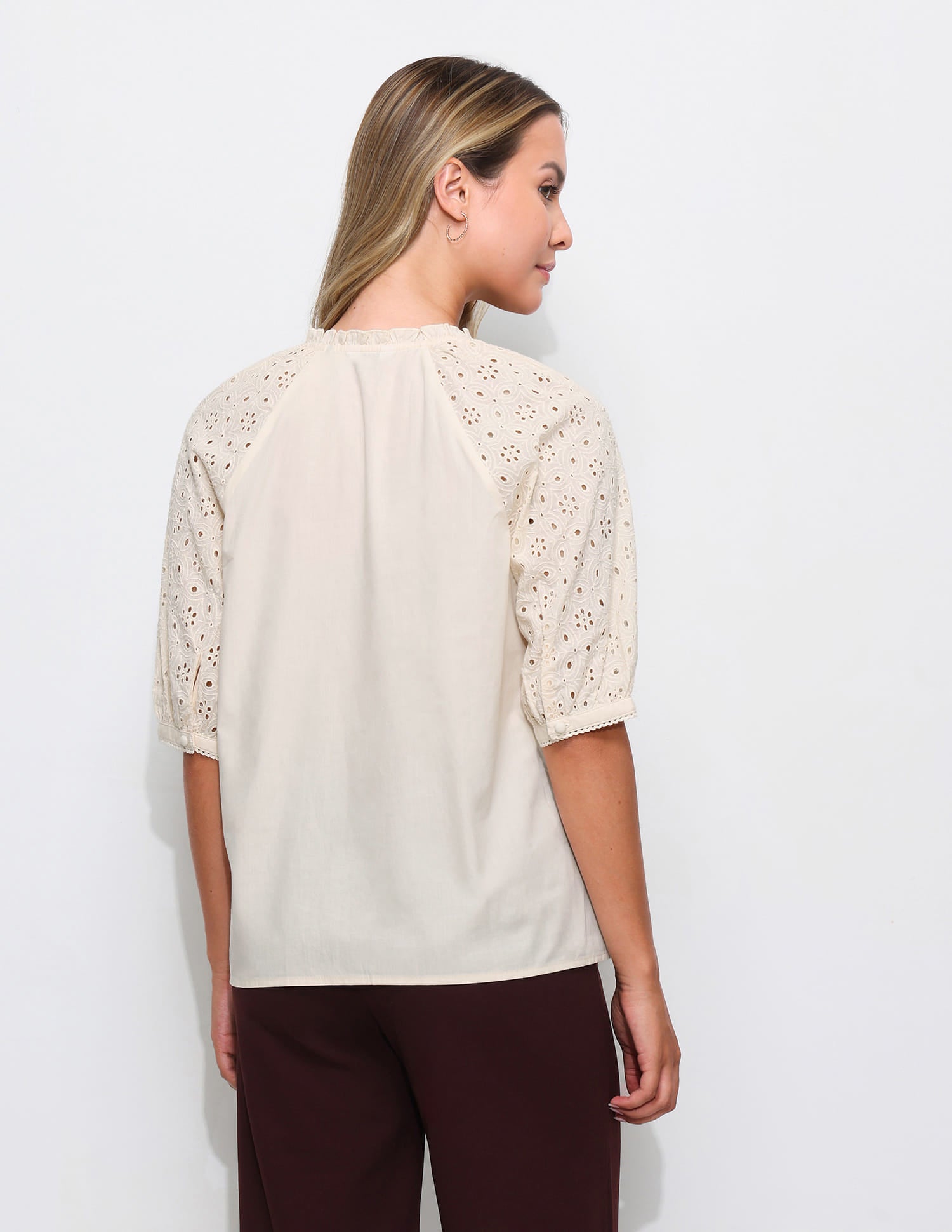 Schiffli Detail Relaxed Fit Top Beige - U.S. Polo Assn. India | Large