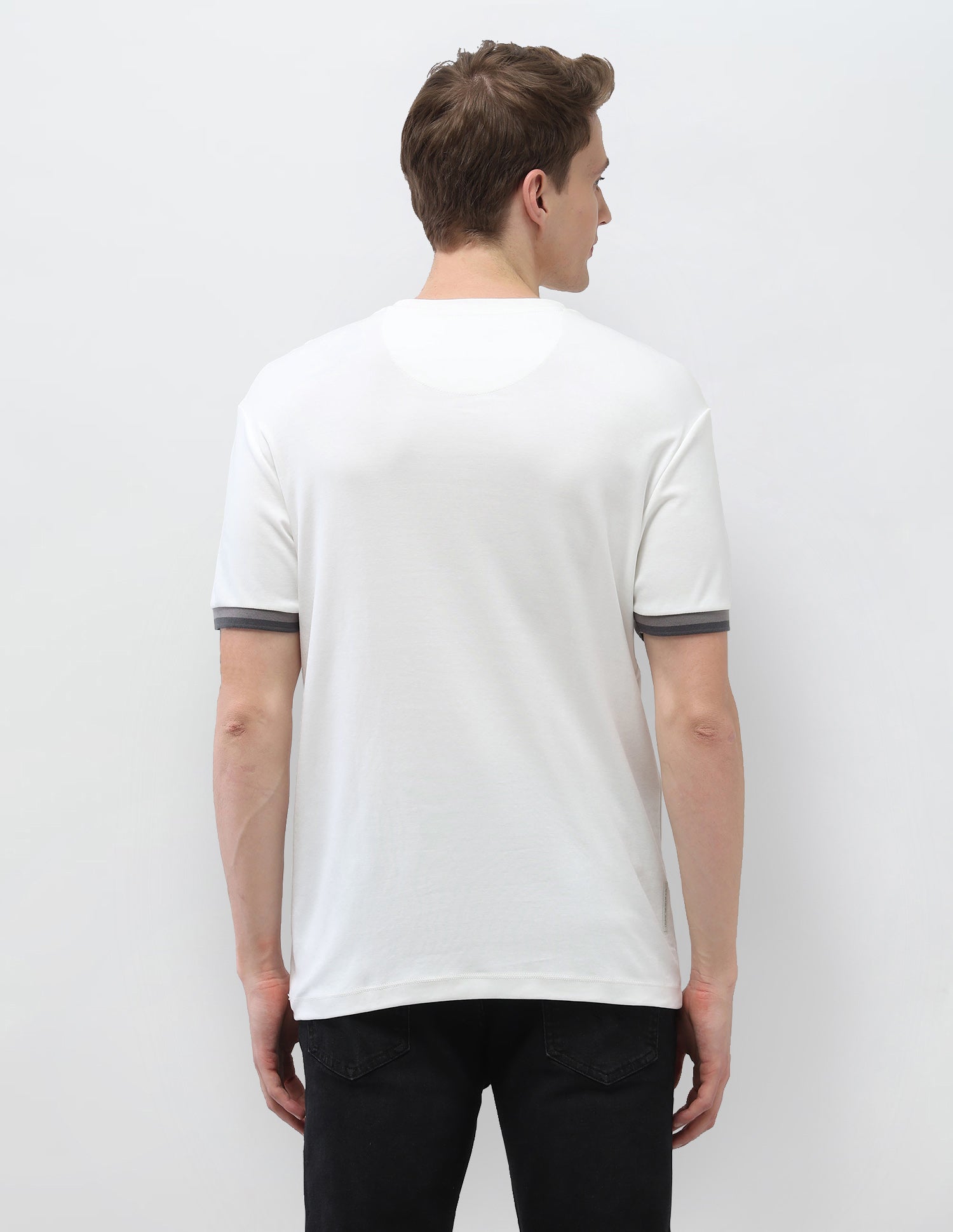 Solid Slim Fit Black & Gold T-Shirt Ivory - U.S. Polo Assn. India | Large