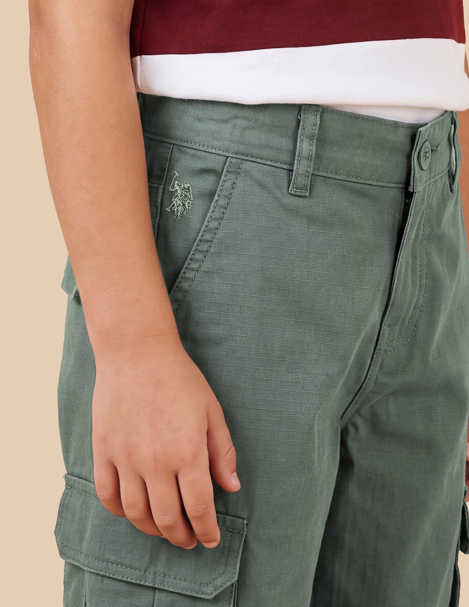 Solid Relaxed Fit Trousers Green - U.S. Polo Assn. India | Large