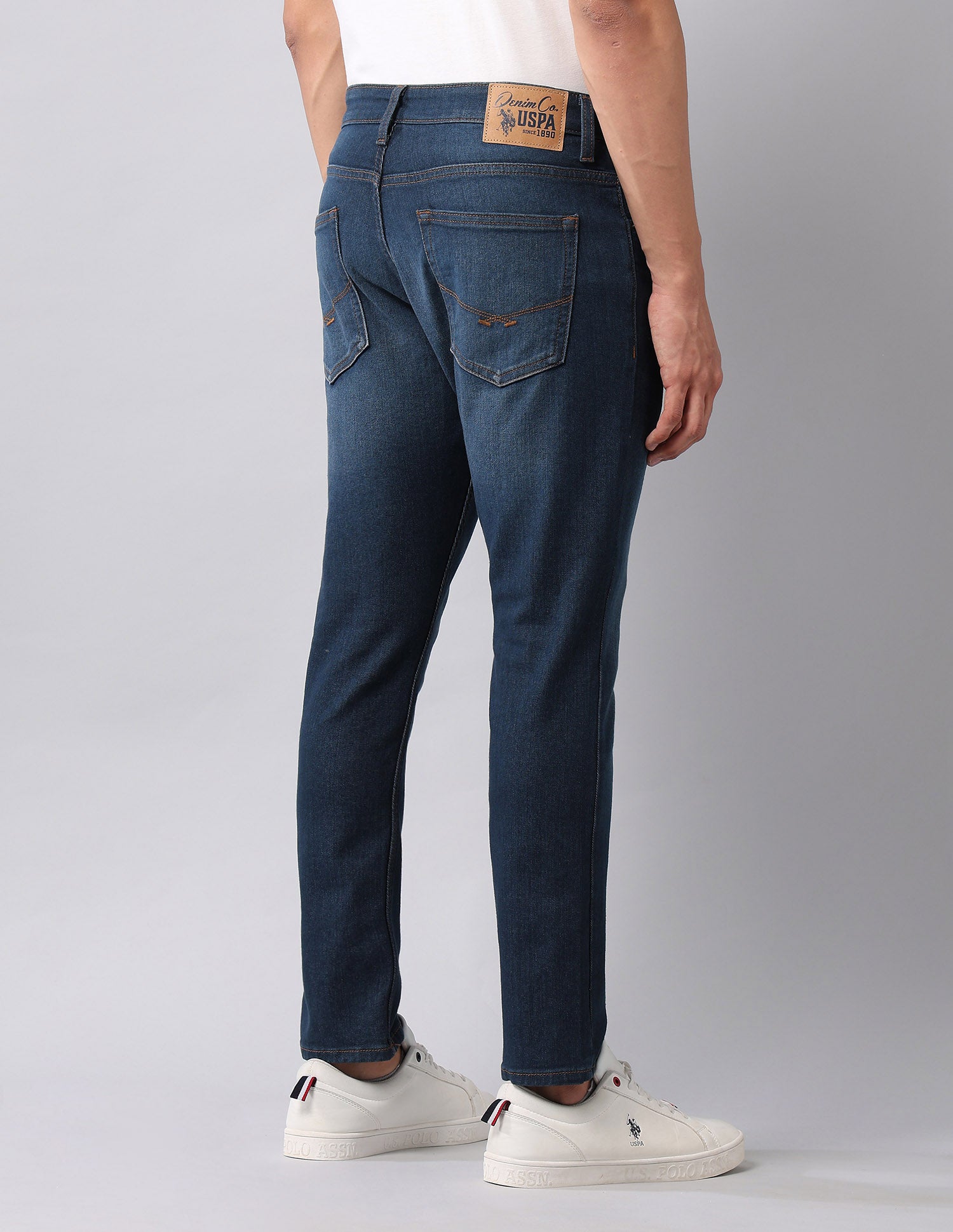 Henry Tapered Fit Blue Jeans Blue - U.S. Polo Assn. India | Large
