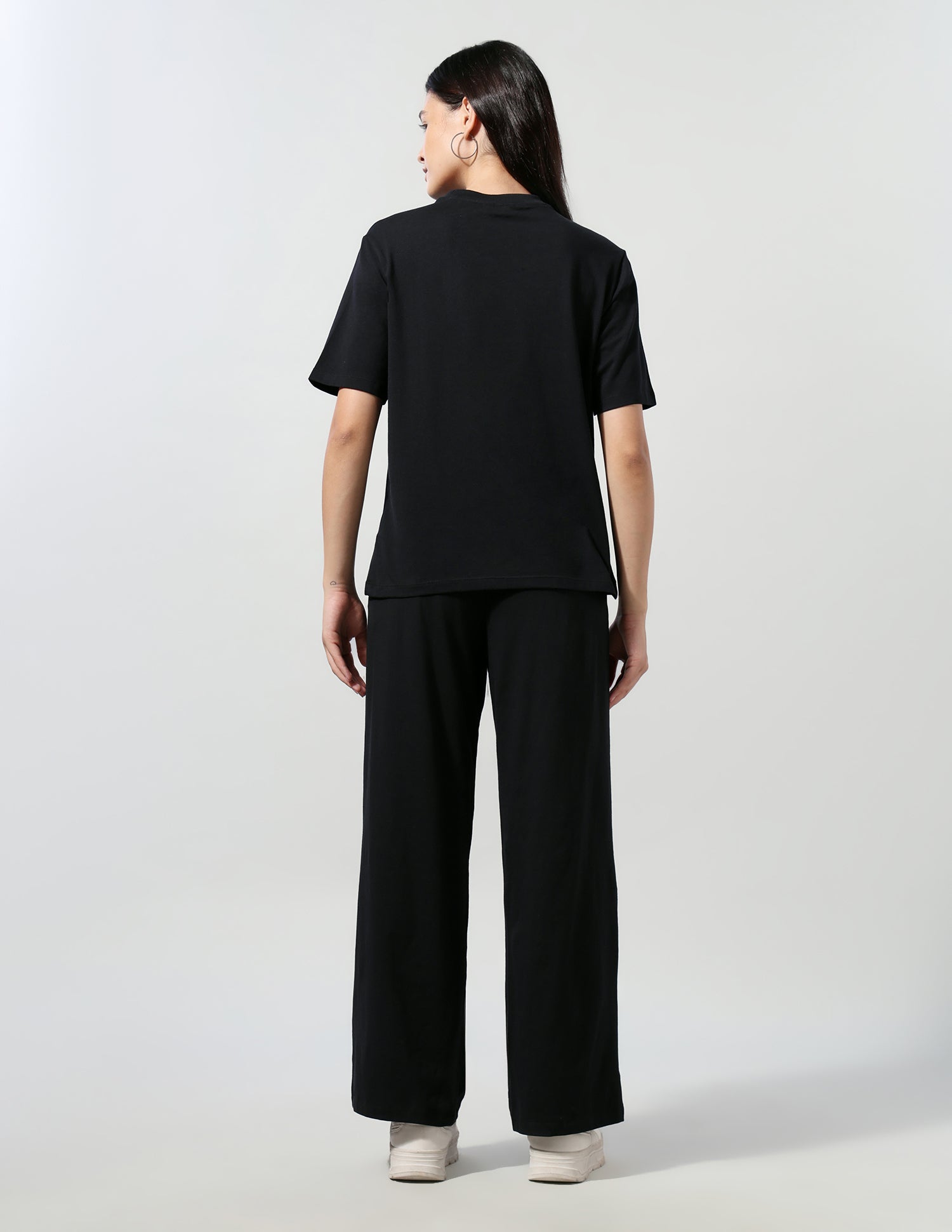 Boxy Fit T-Shirt With Wide Leg Track Pants Black - U.S. Polo Assn. India | Large
