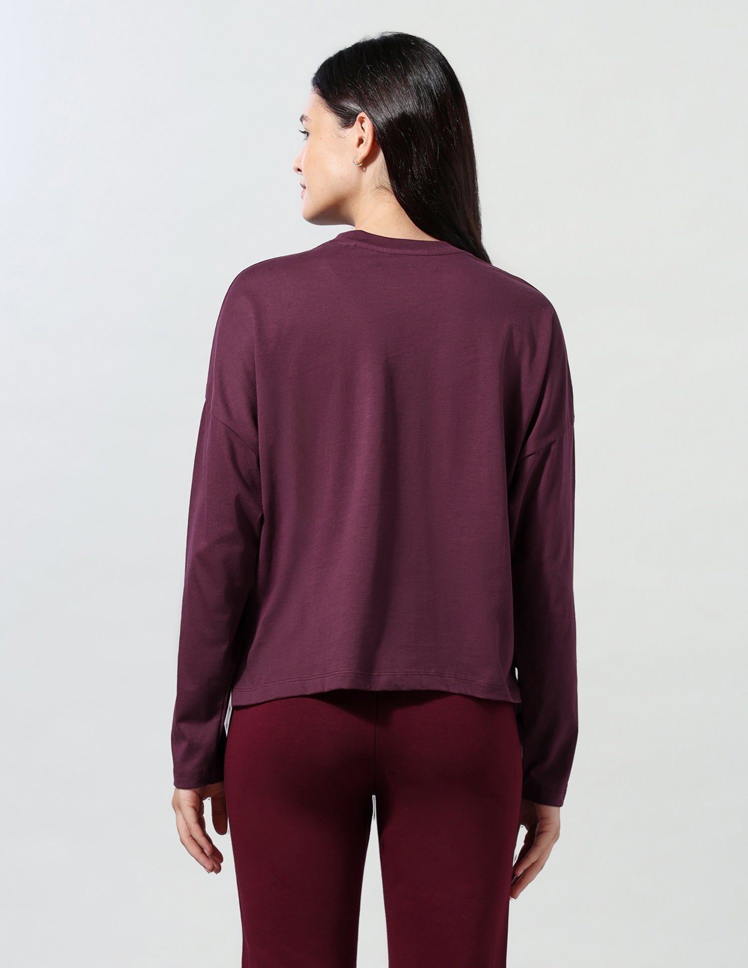 Solid Regular Fit Longline T-Shirt Wine - U.S. Polo Assn. India | Large