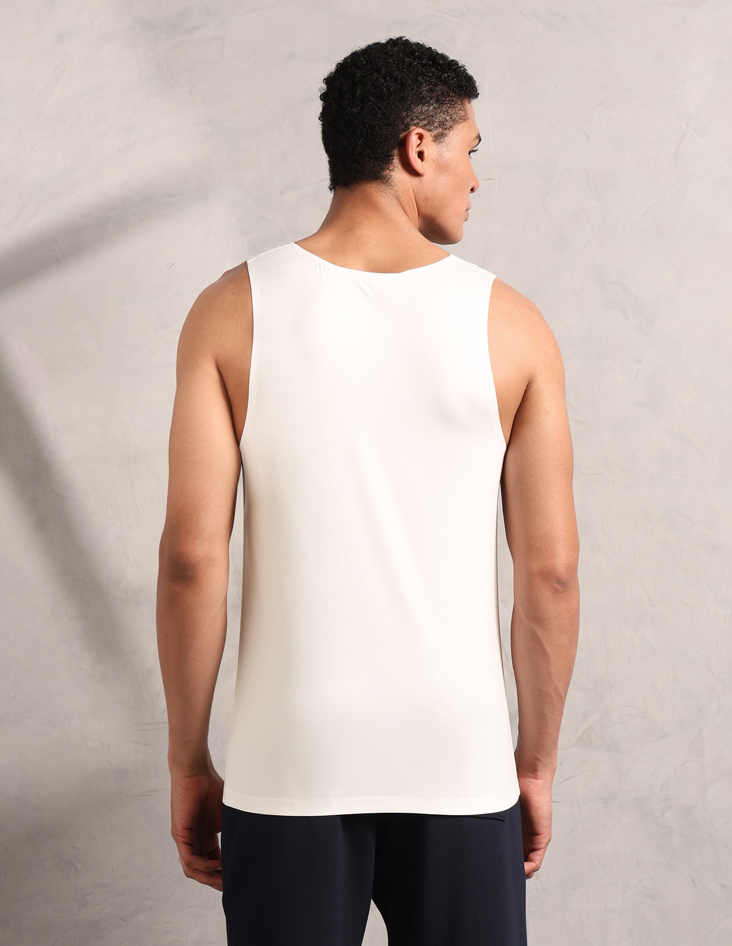 Essential Sports RV002 Seamless Vest White - U.S. Polo Assn. India | Large