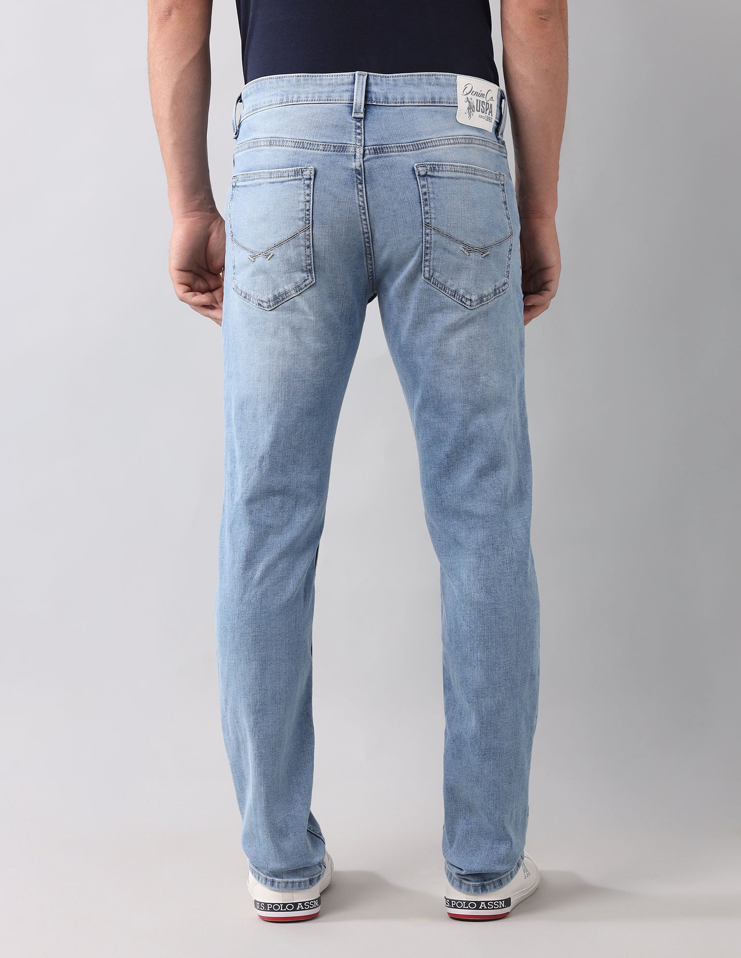 Brandon Slim Tapered Fit Vintage Jeans Light Wash - U.S. Polo Assn. India | Large