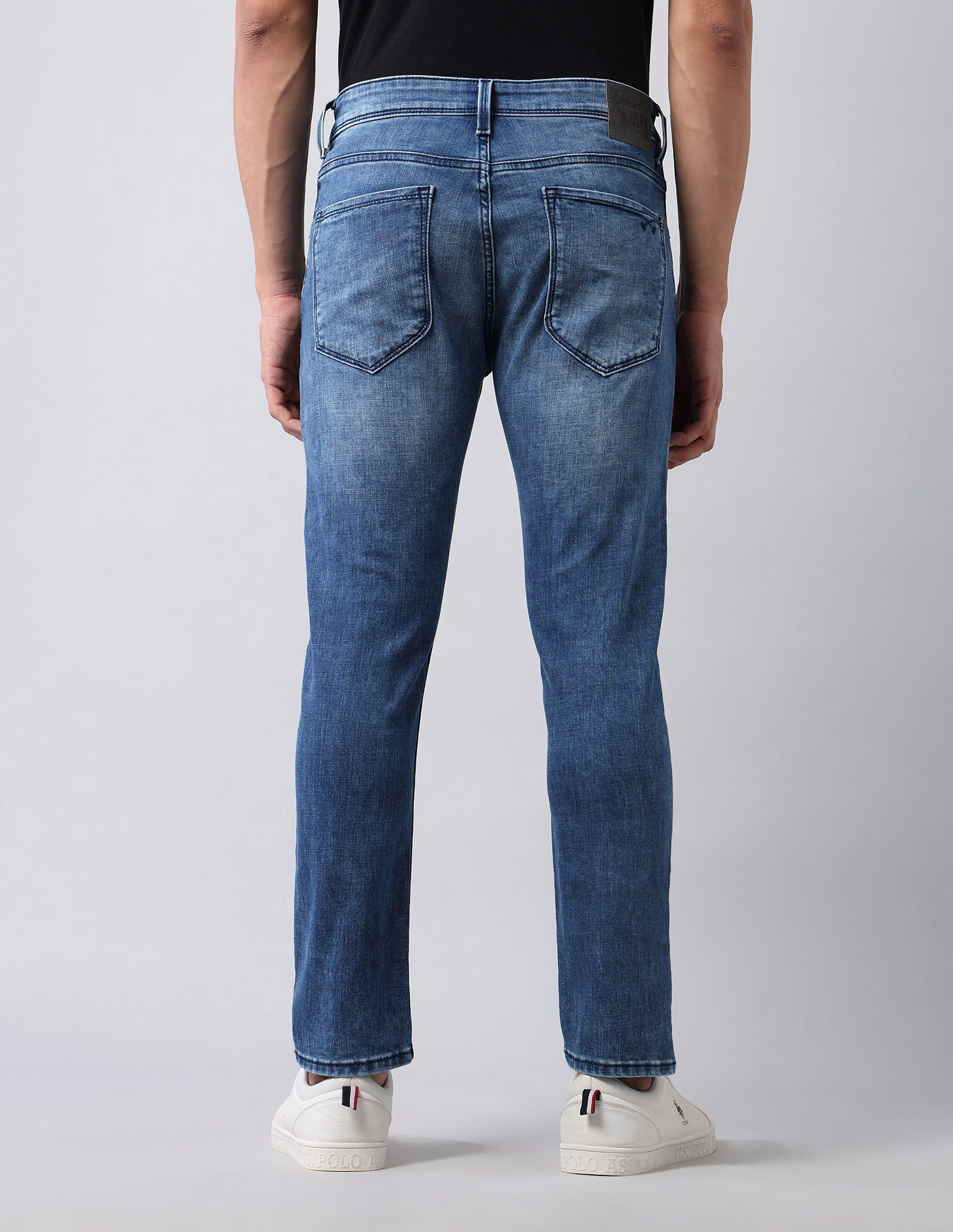 Henry Tapered Fit Blue Jeans Medium wash - U.S. POLO ASSN. | Large