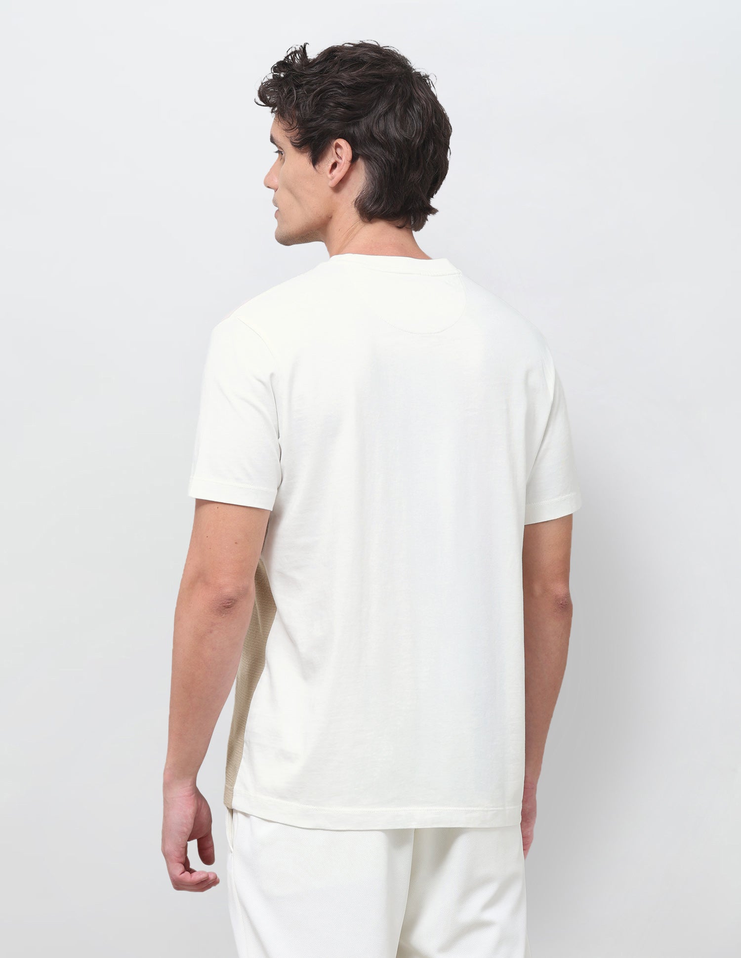Colourblocked Slim Fit T-Shirt Ivory - U.S. Polo Assn. India | Large