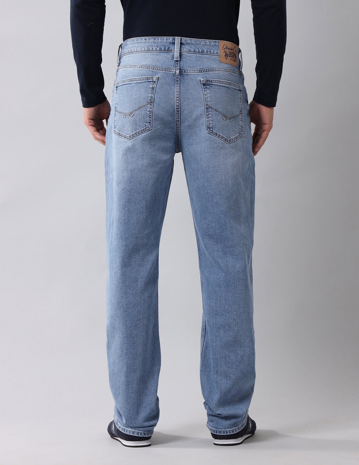 Shawn Relaxed Fit Blue Jeans Light Wash - U.S. Polo Assn. India | Large