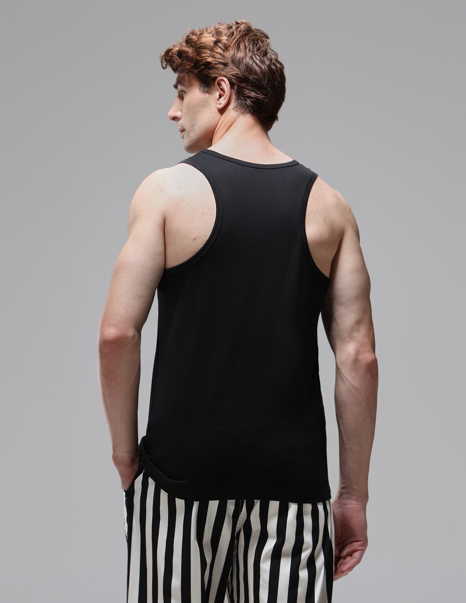 Graphic Printed Antimicrobial OEV09 Vest Black - U.S. Polo Assn. India | Large