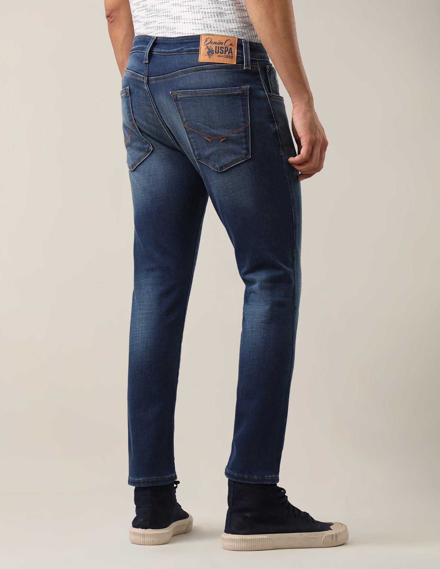 Henry Tapered Fit Blue Jeans Tinted Blue - U.S. Polo Assn. India | Large
