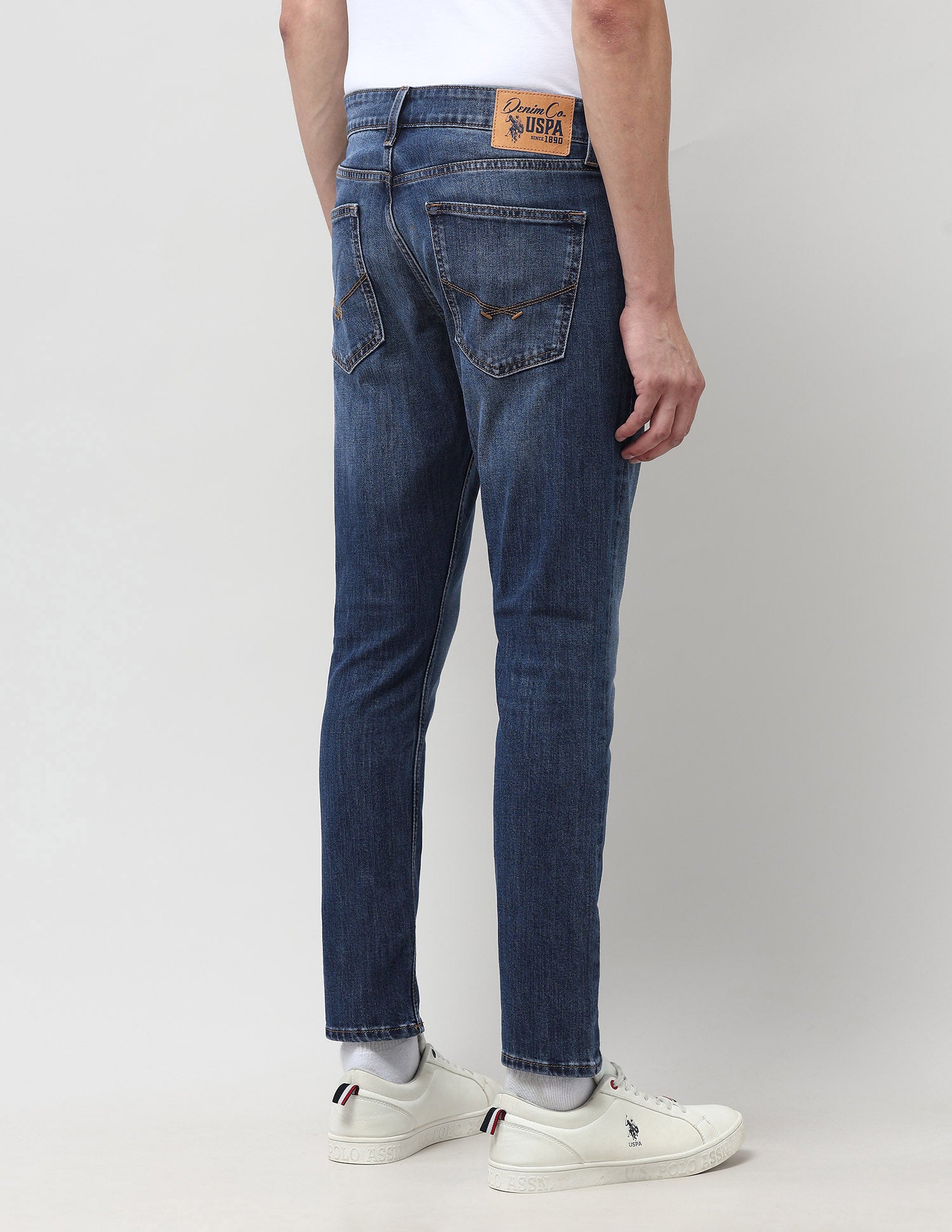 Henry Tapered Fit Blue Jeans Rags Wash - U.S. POLO ASSN. | Large