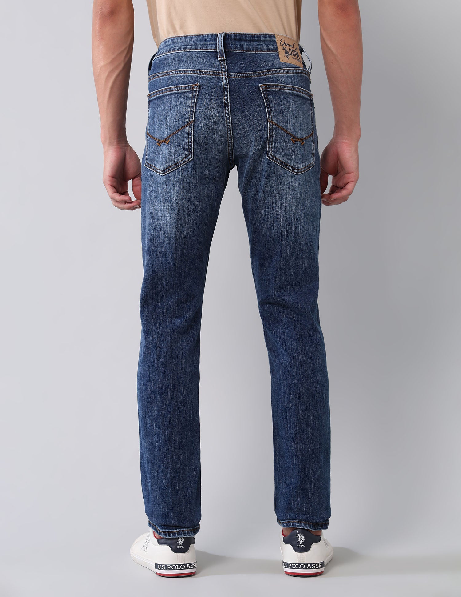 Brandon Slim Tapered Fit Vintage Jeans Mid Wash - U.S. Polo Assn. India | Large