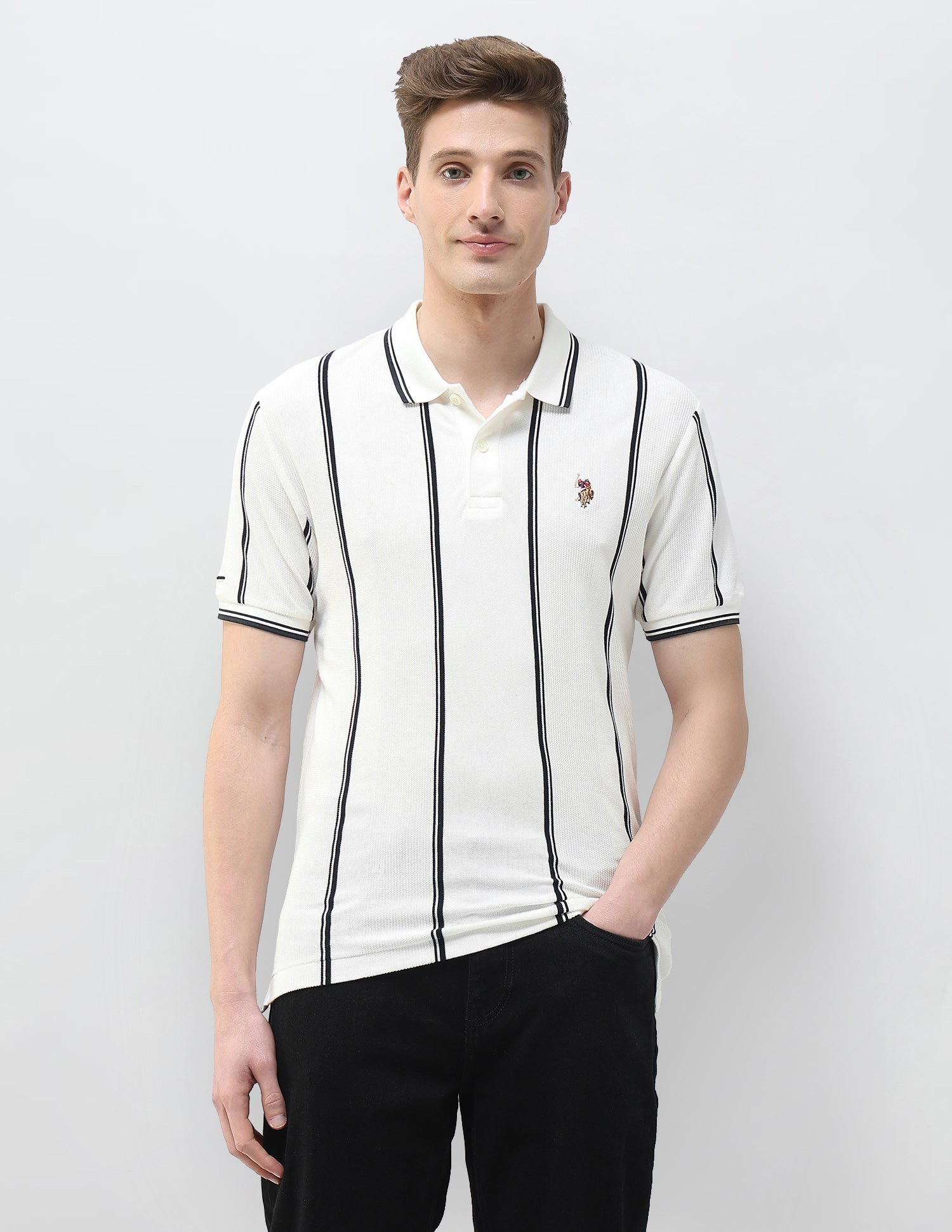 Vertical Striped Motel On The Coast Polo Shirt Ivory - U.S. Polo Assn. India | Large