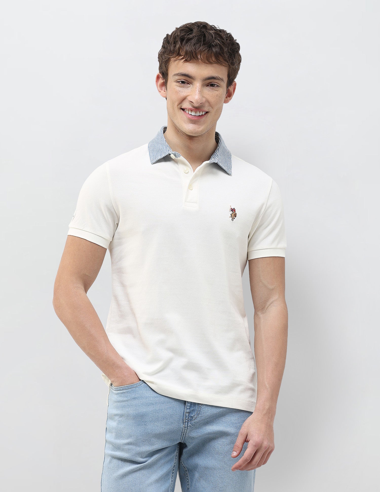 Solid Slim Fit Polo Shirt Ivory - U.S. Polo Assn. India | Large