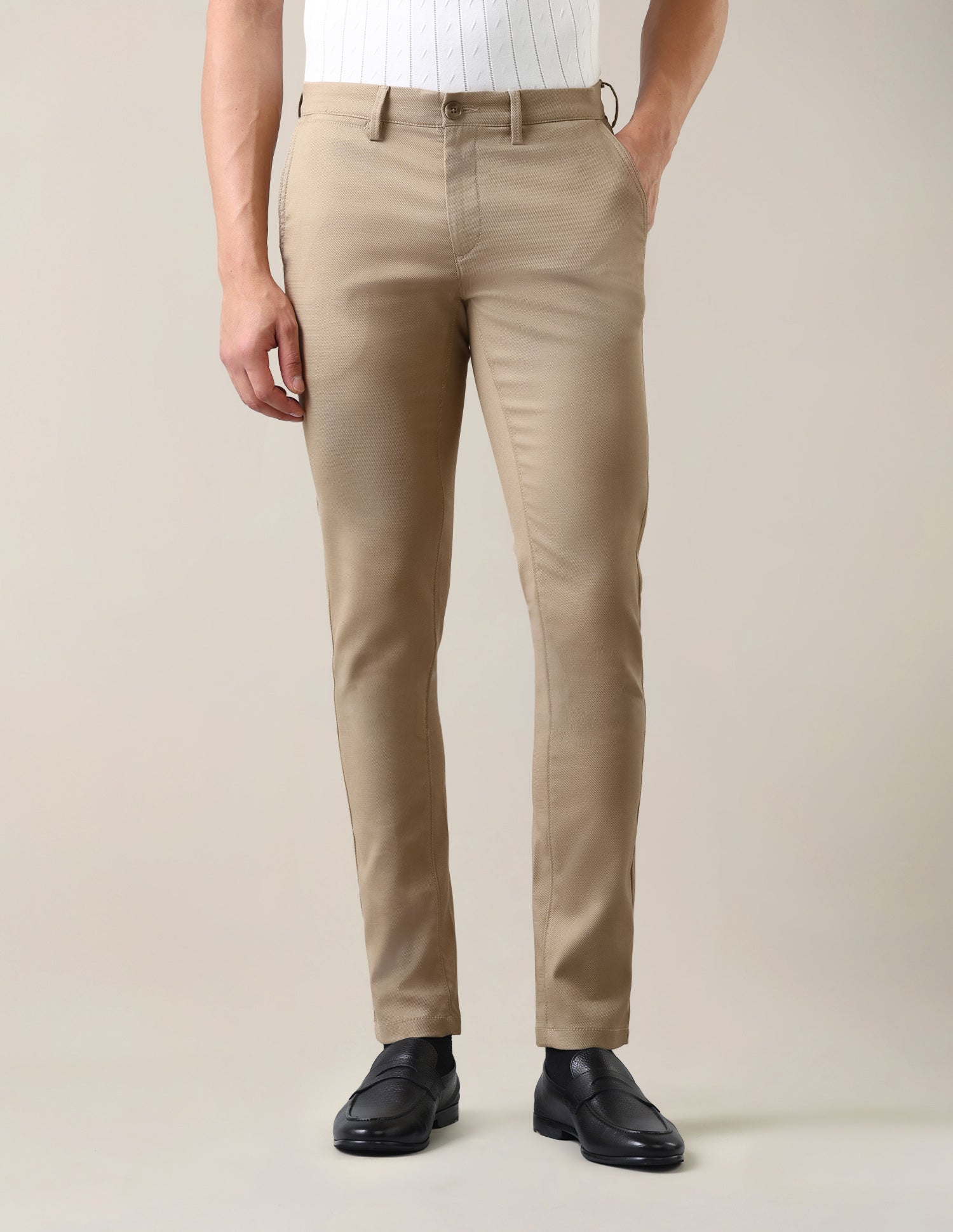 Austin Slim Fit Dobby Trousers Khaki - U.S. Polo Assn. India | Large