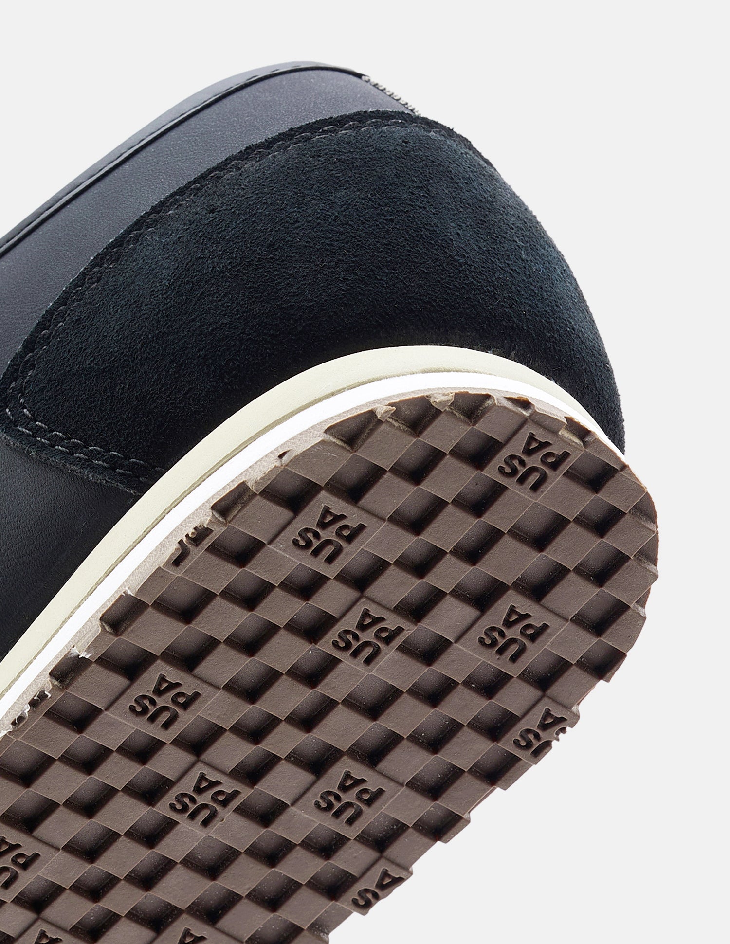 Round Toe Chukker 6 Suede Sneakers Black - U.S. Polo Assn. India | Large