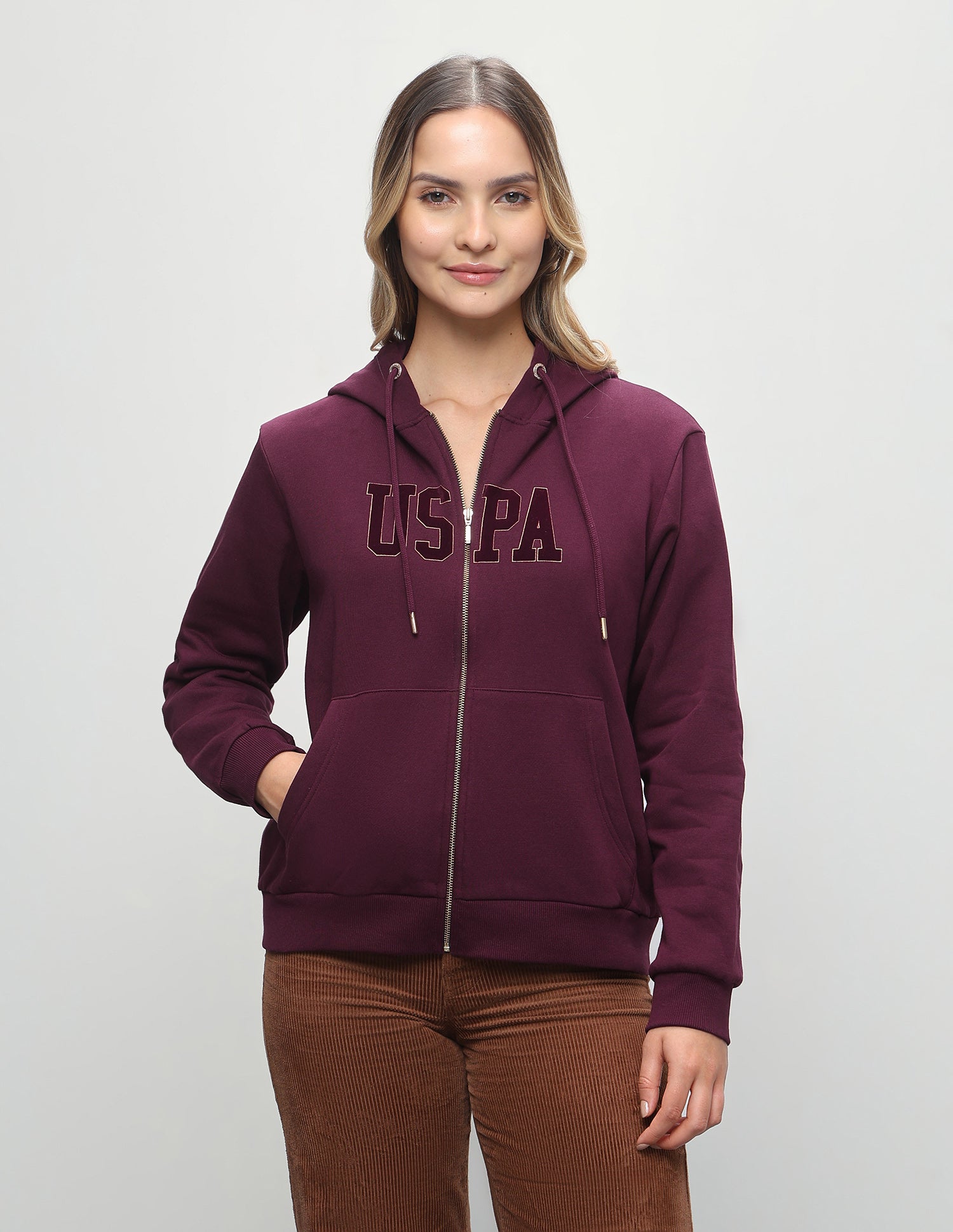 Brand Applique Relaxed Fit Zipper Sweatshirt Wine - U.S. Polo Assn. India | Large