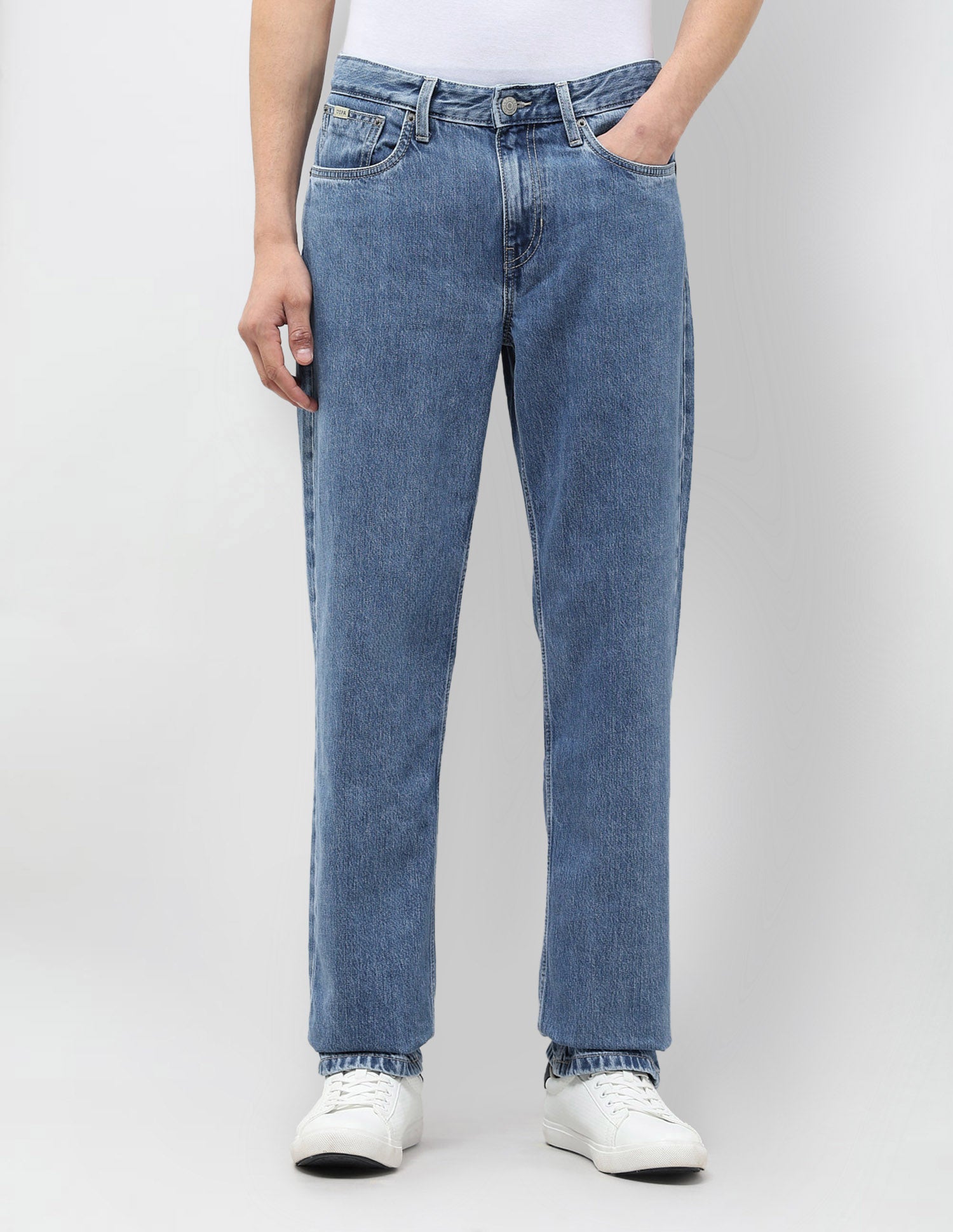 Shawn Relaxed Fit Blue Jeans Light Wash - U.S. POLO ASSN. | Large