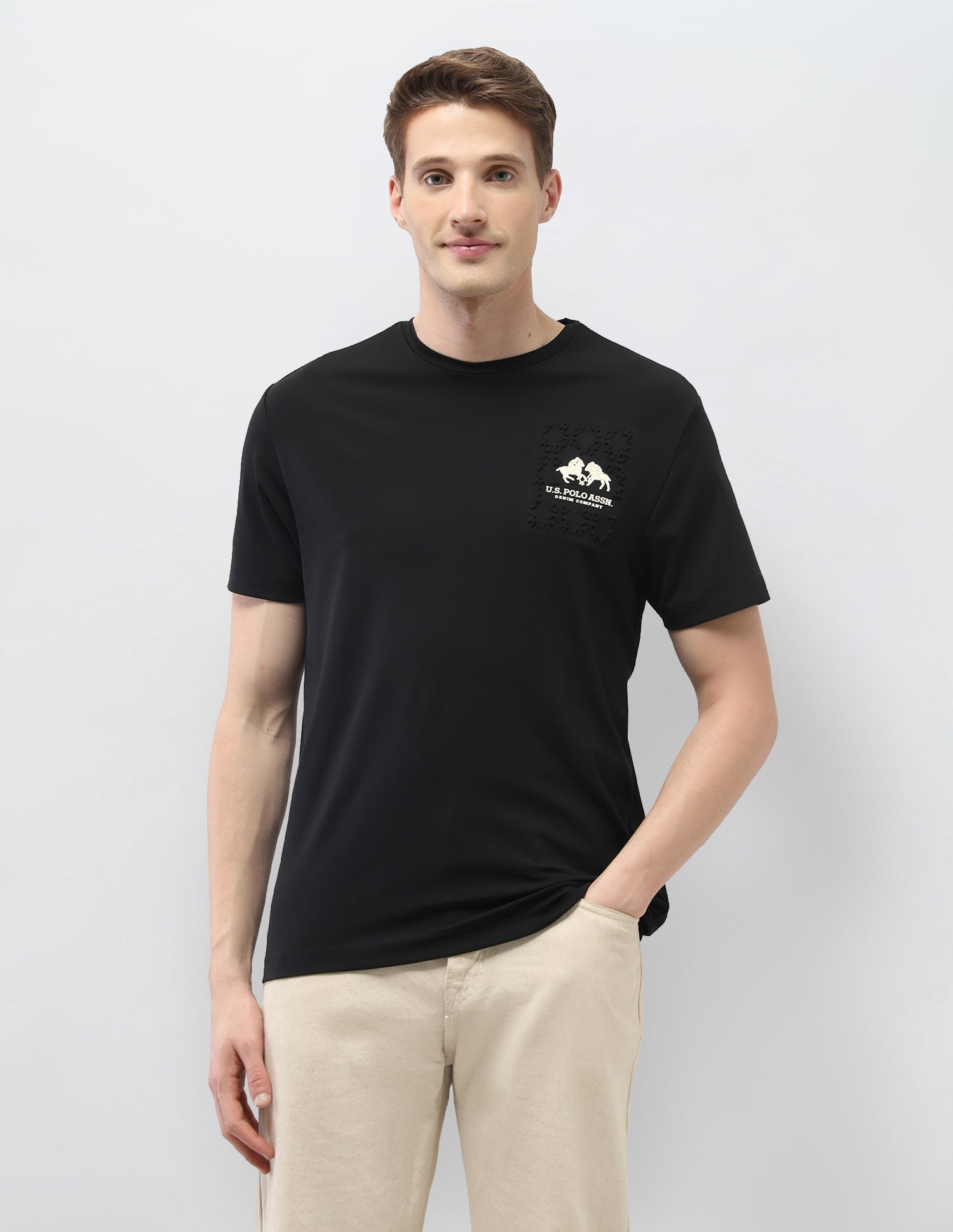 Solid Slim Fit Black & Gold T-Shirt Black - U.S. Polo Assn. India | Large