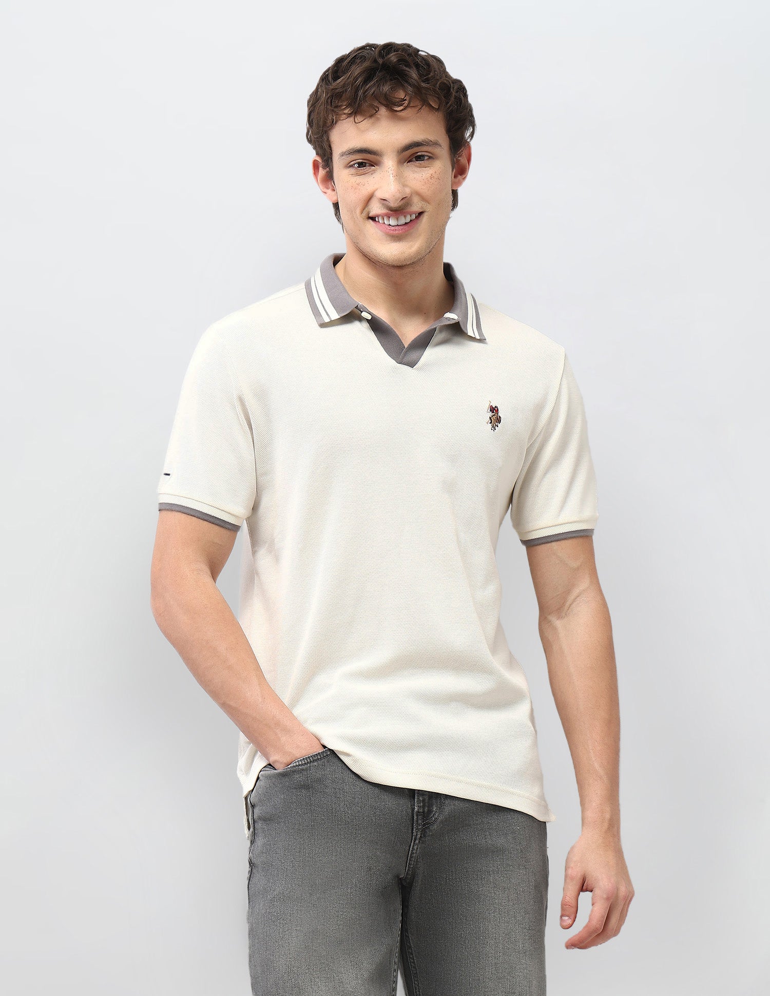 Textured Motel On The Coast Polo Shirt Ivory - U.S. Polo Assn. India | Large