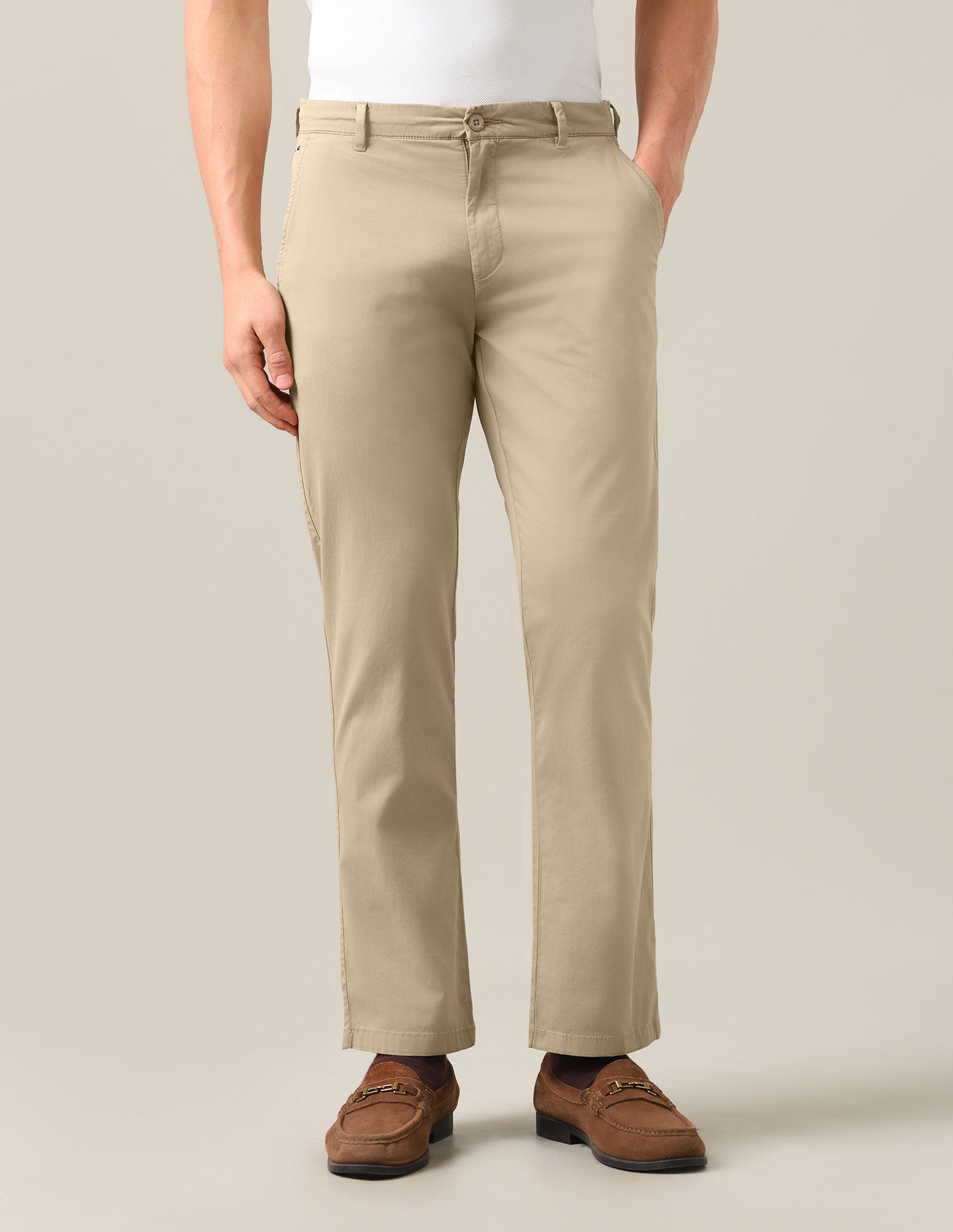 Riley Straight Fit Twill Trousers Khaki - U.S. Polo Assn. India | Large
