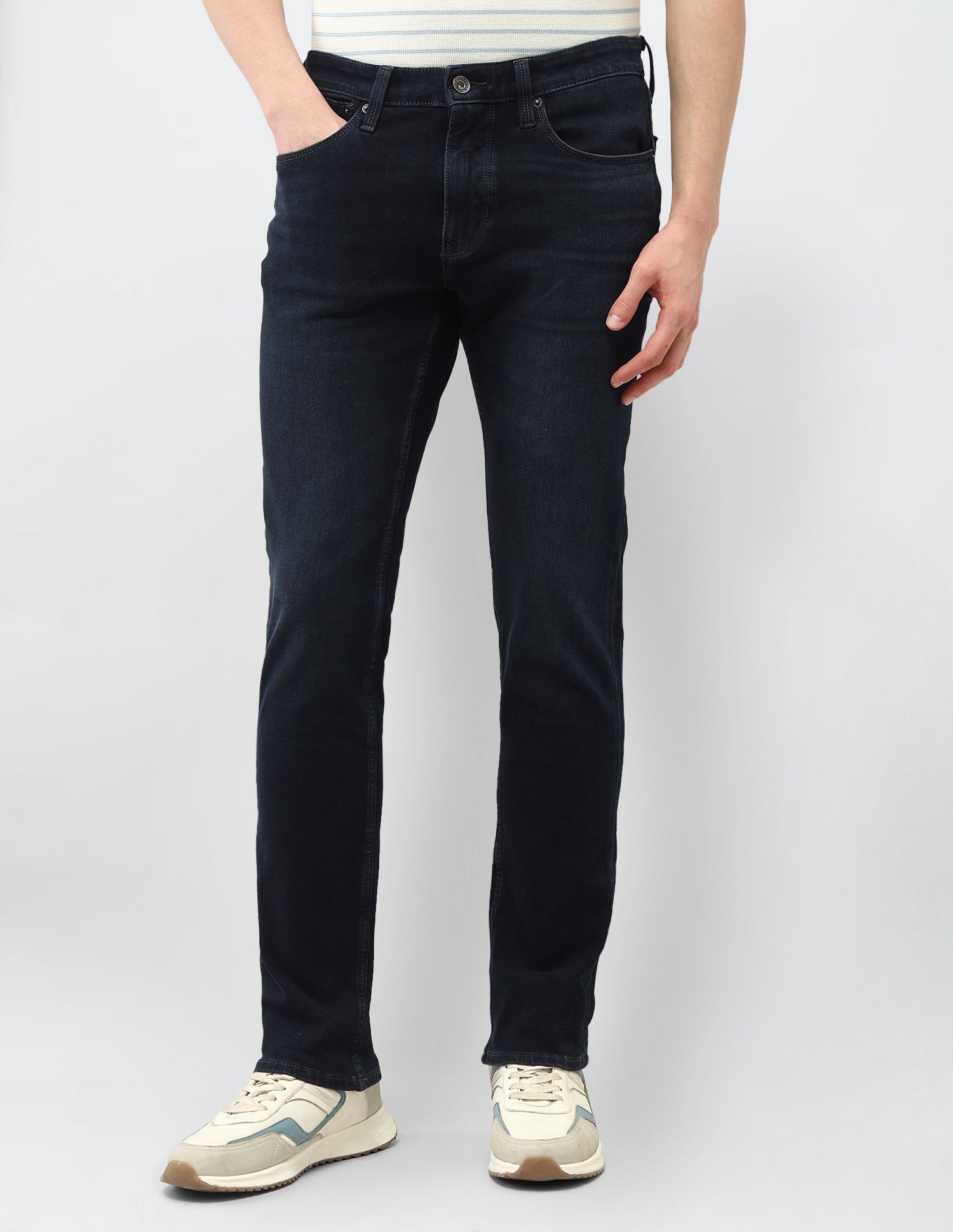 Whiskered Brandon Slim Tapered Fit Jeans Dark Blue - U.S. Polo Assn. India | Large