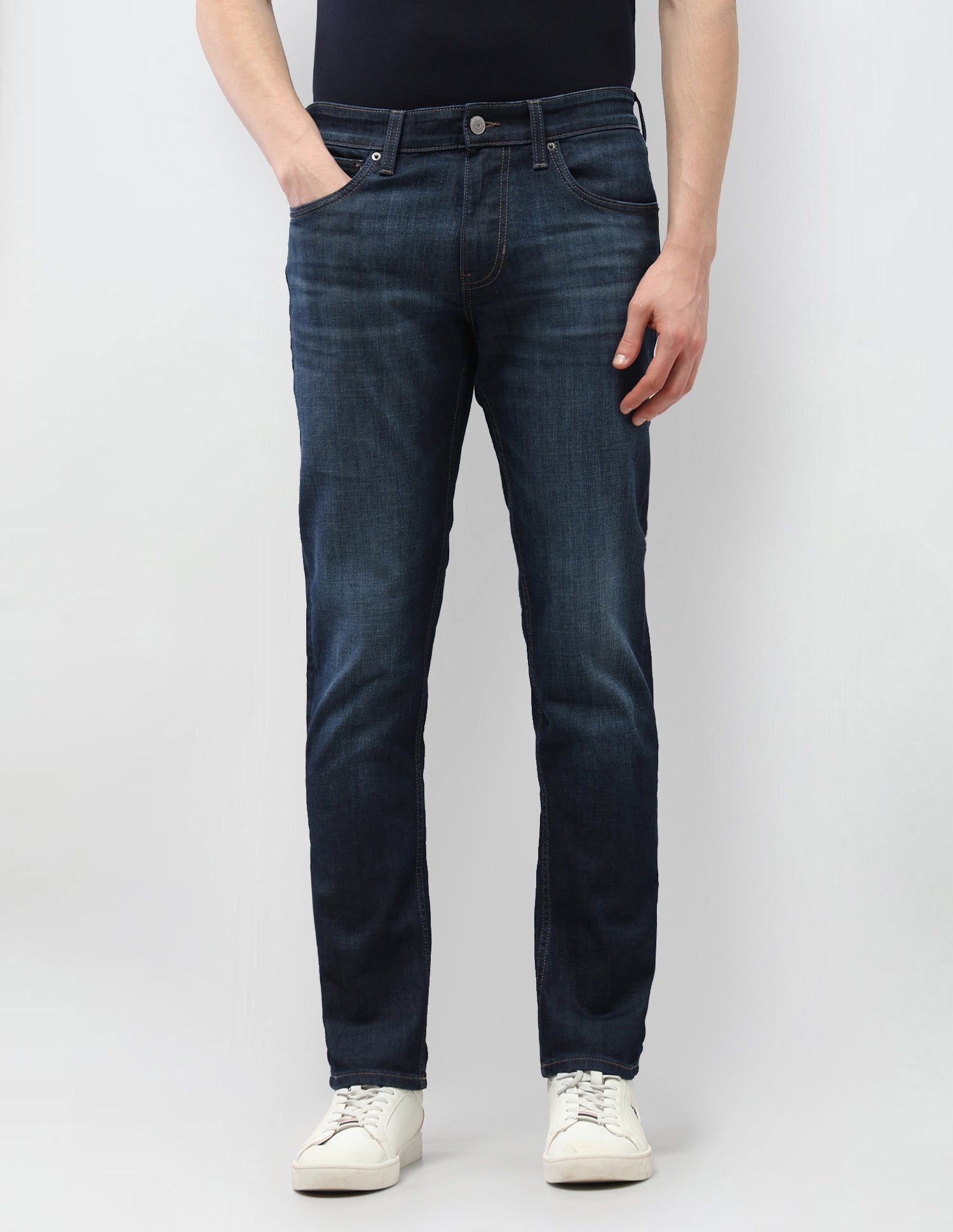 Brandon Slim Tapered Fit Blue Jeans Dark Blue - U.S. Polo Assn. India | Large