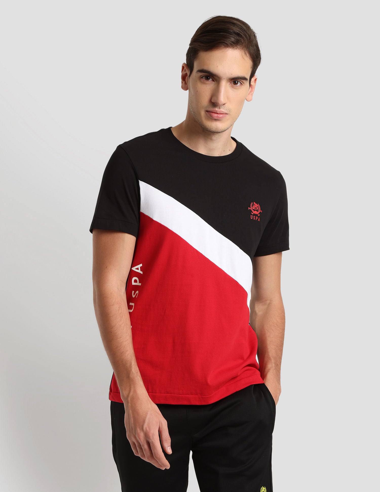 Diagonal Colour Block Active T-Shirt Black - U.S. Polo Assn. India | Large