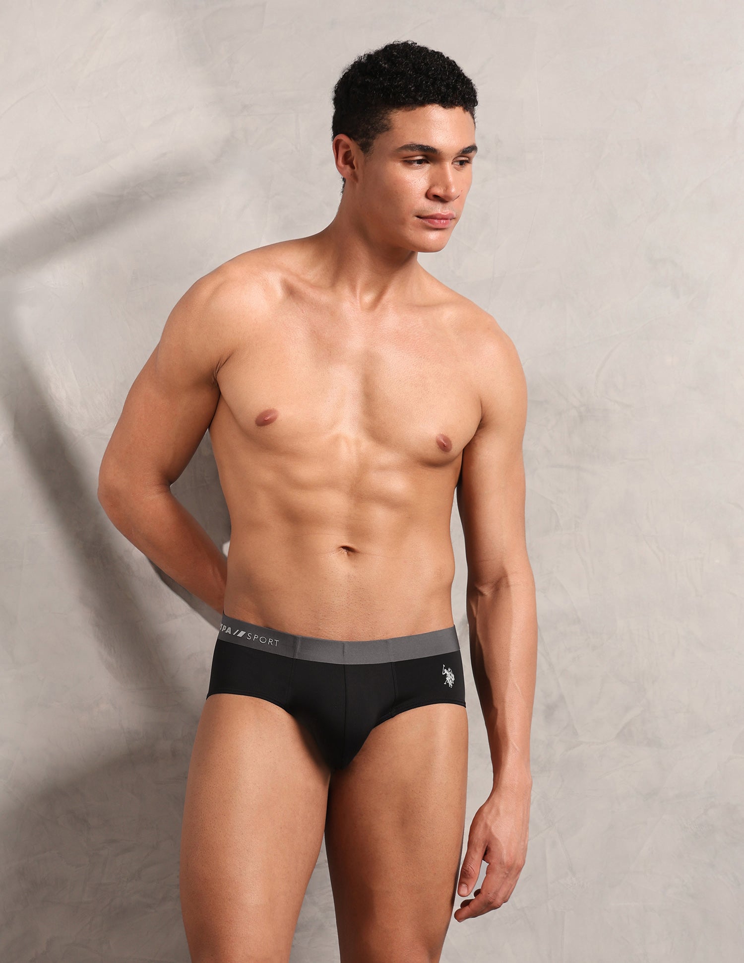 Seamless Sports RB003 Mesh Brief Black - U.S. Polo Assn. India | Large