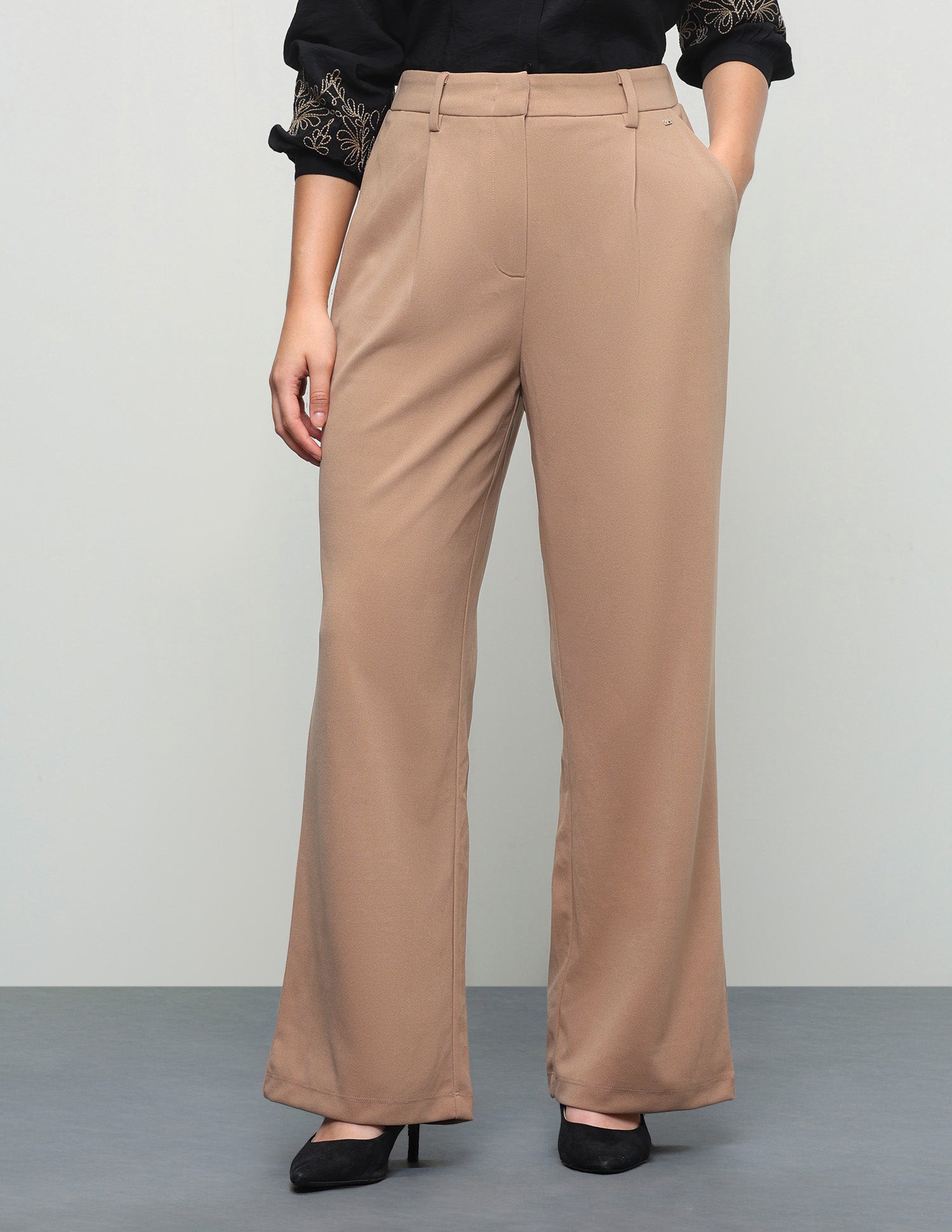 Pleated Wide Leg Fit Trousers Light Brown - U.S. Polo Assn. India | Large