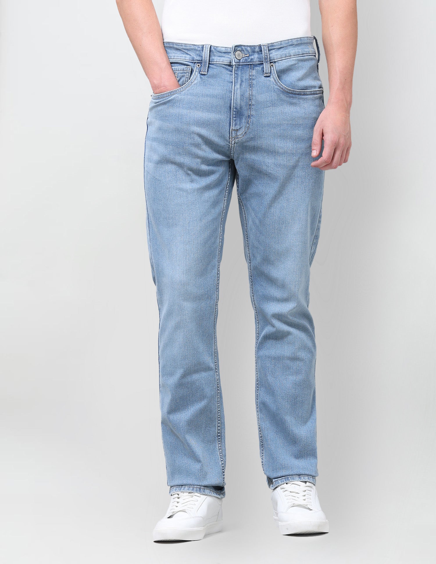 Harold Slim Straight Fit Blue Jeans Light Indigo - U.S. Polo Assn. India | Large