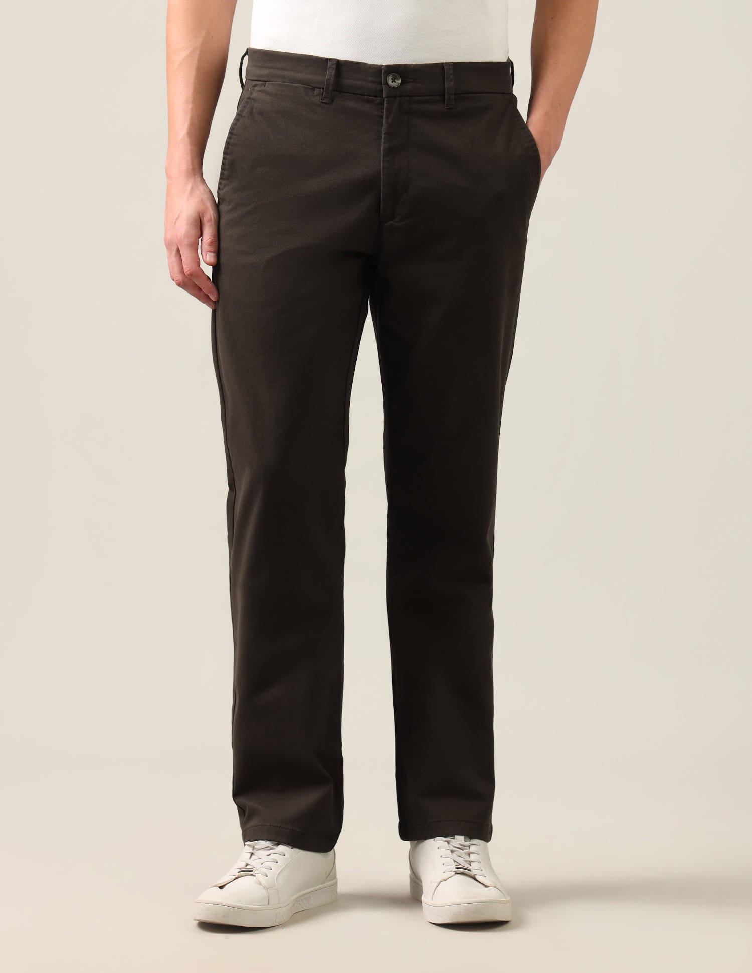 Riley Straight Fit Twill Trousers Brown - U.S. Polo Assn. India | Large