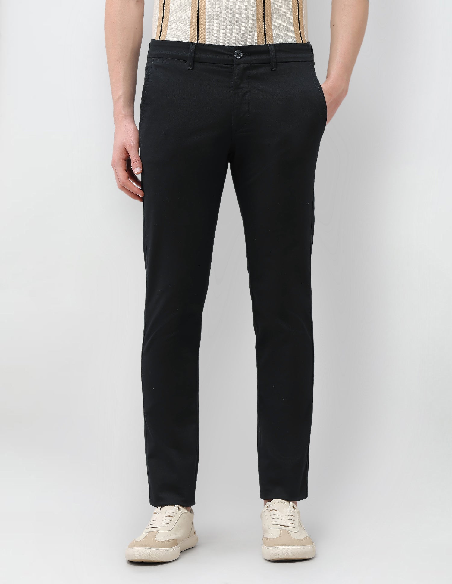 Solid Twill Denver Slim Fit Trousers Black - U.S. Polo Assn. India | Large