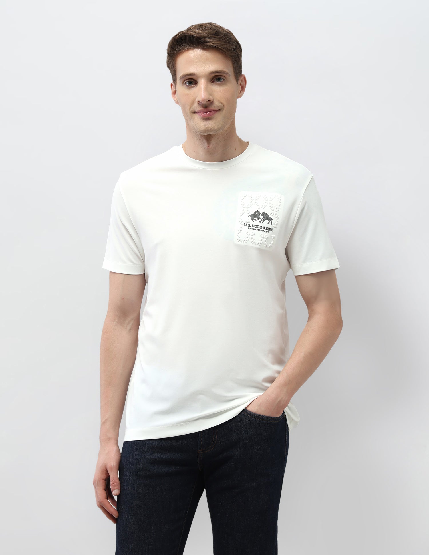 Solid Slim Fit Black & Gold T-Shirt Ivory - U.S. Polo Assn. India | Large