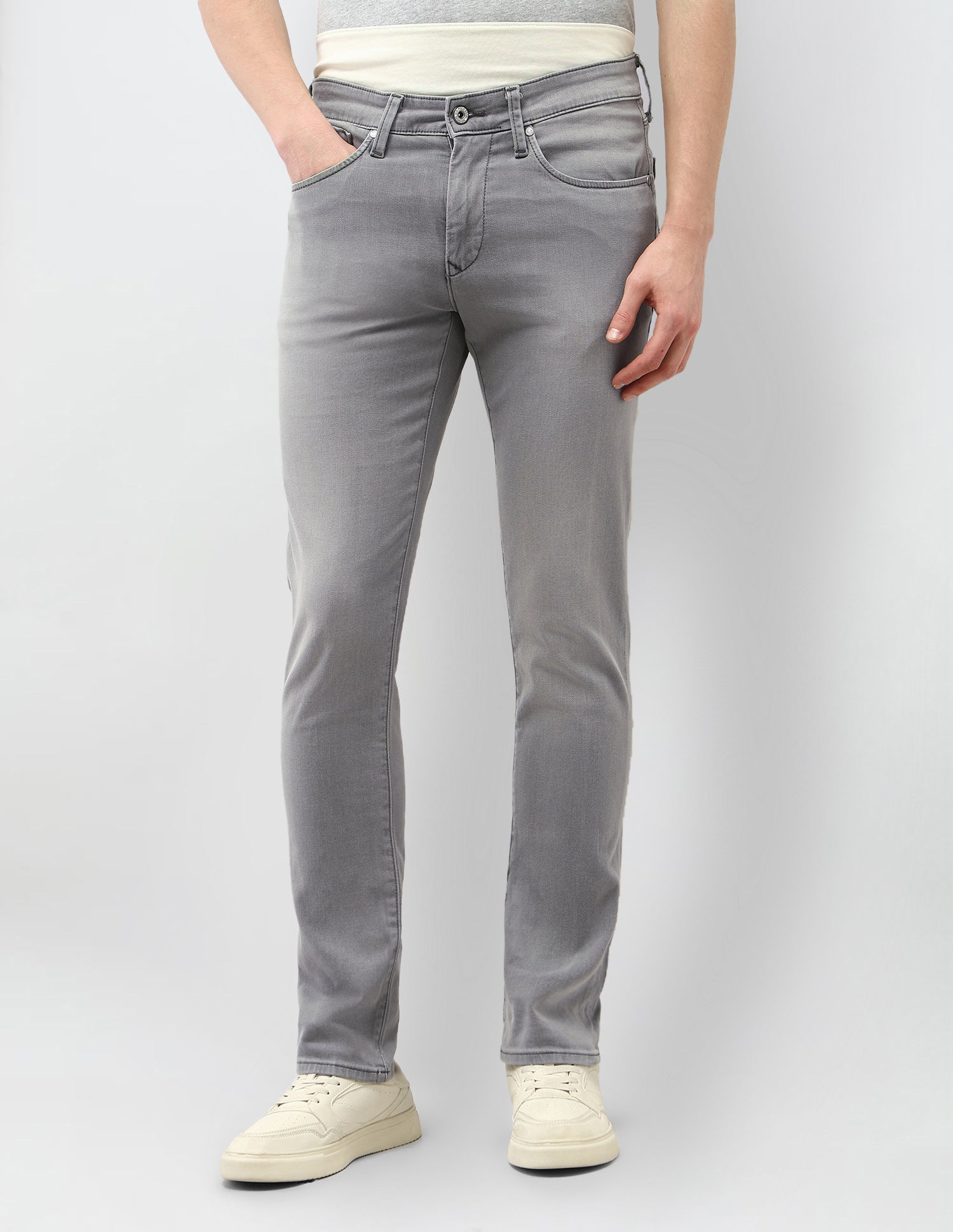 Brandon Slim Tapered Fit Light Washed Jeans Grey - U.S. Polo Assn. India | Large